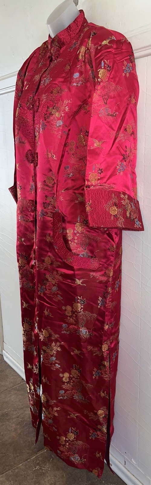 Vtg Solz Squirrel Brand Red Satin Long Chinese Jacket Kimono Robe Frog Knot XL