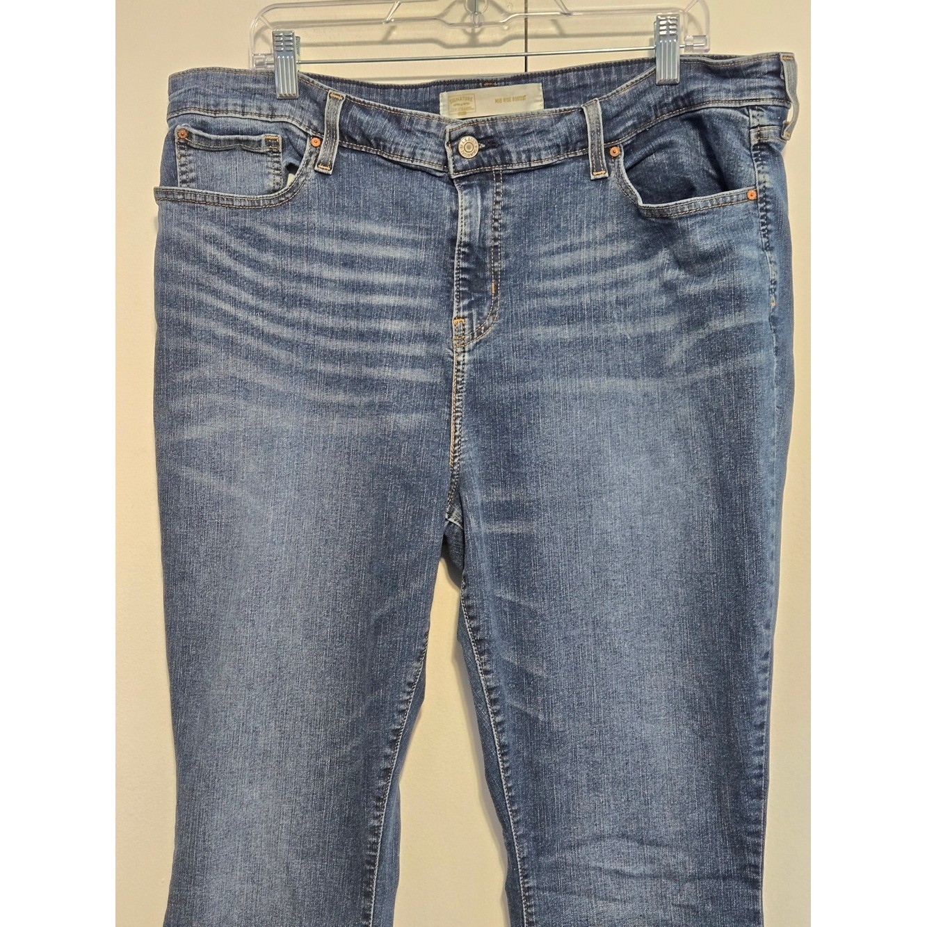 Levi Strauss Signature Mid Rise Bootcut Jeans Women’s 20S W35 L30