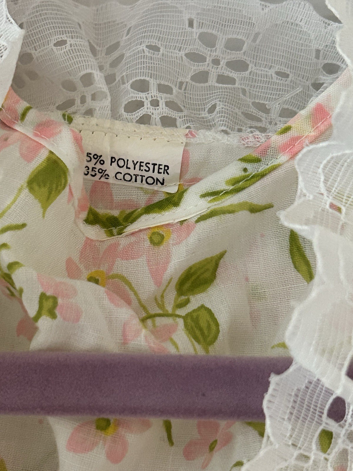vintage peignoir – White Percale W Pink Floral & Lace Eyelet Empire – Large