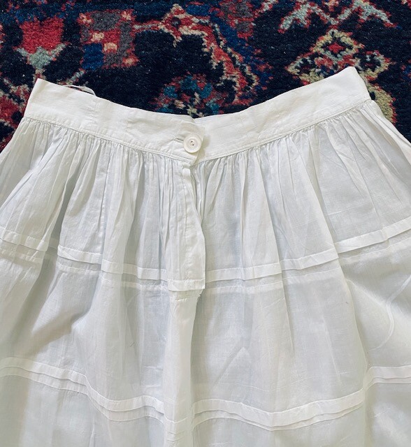 ANTIQUE Victorian Edwardian FRENCH Cotton Embroidered PETTICOAT costume film