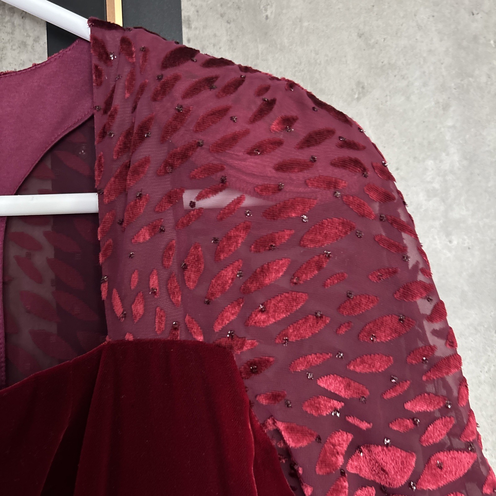 Vintage Morgan Taylor Red Velvet Beaded Evening Cocktail Dress Sz 8