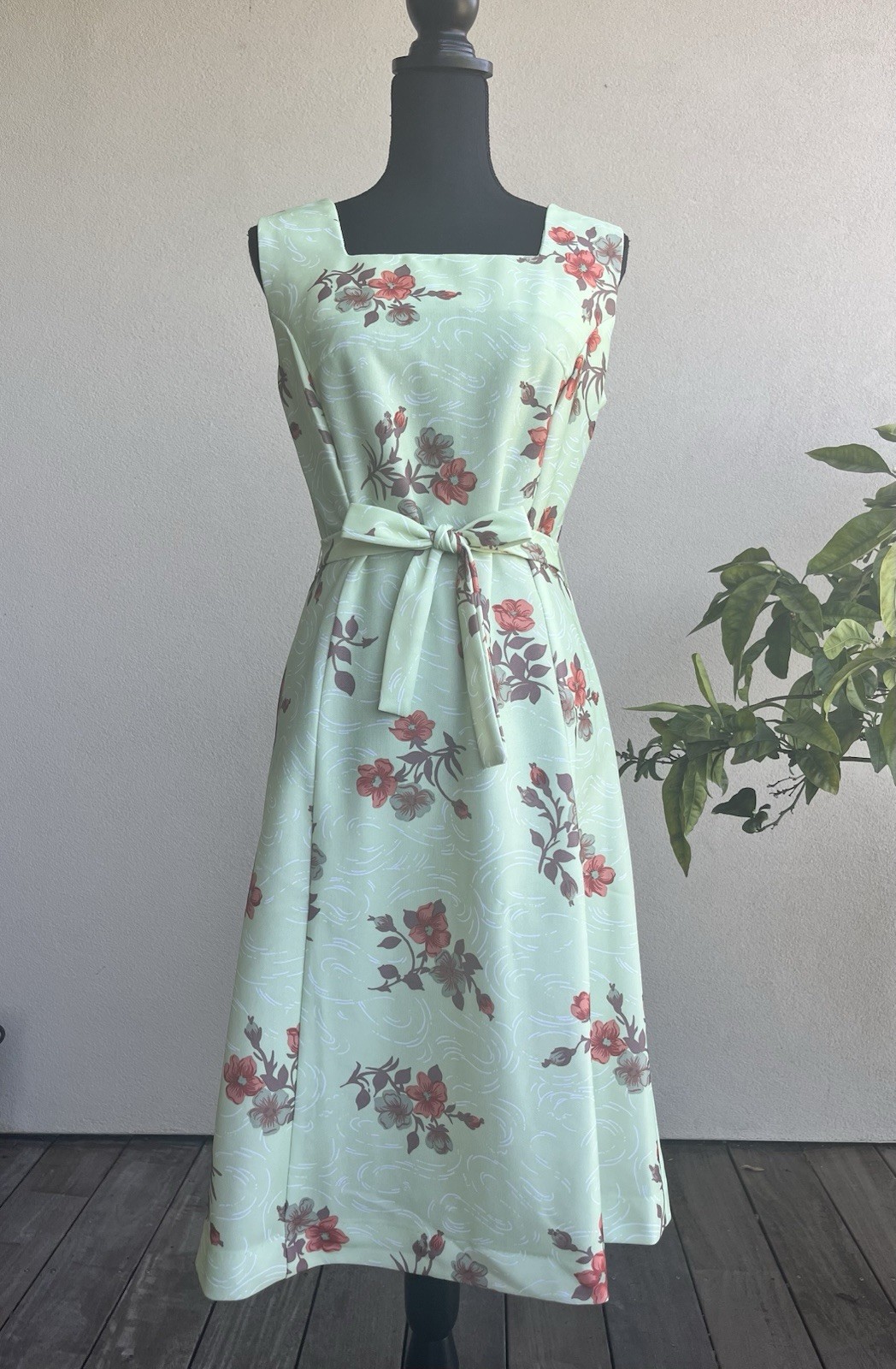 Vintage Floral Tie Waist Midi Dress Spring Green Easter Pastel Cedar Glen Medium