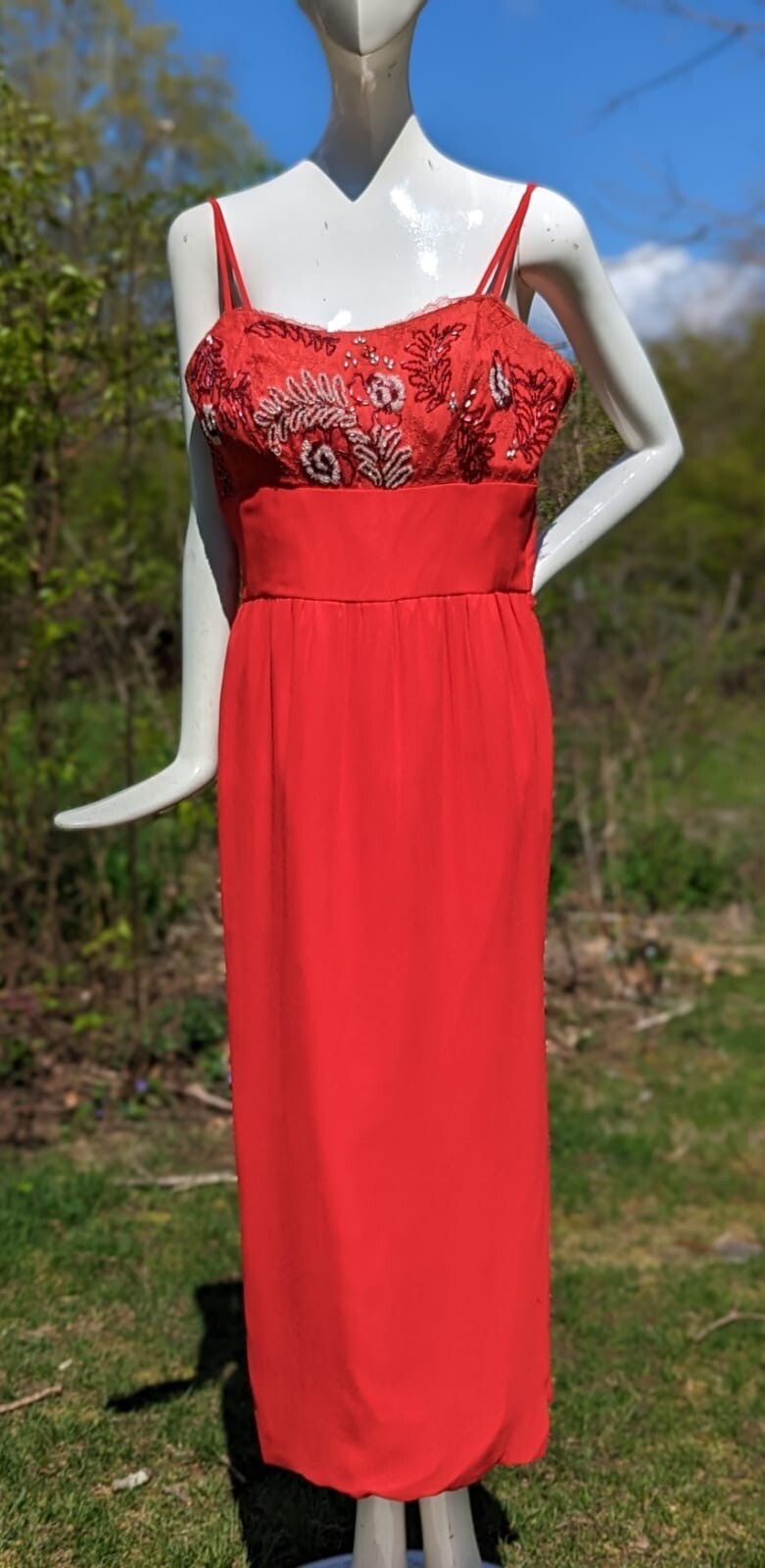 VINTAGE 1940’S LIPSTICK RED BEADED CREPE LONG DRESS 
