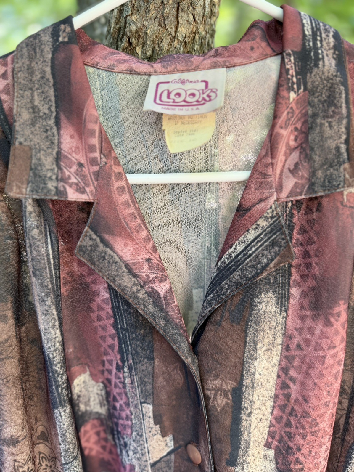 Cool Vintage dress with tie by California Looks in good condition