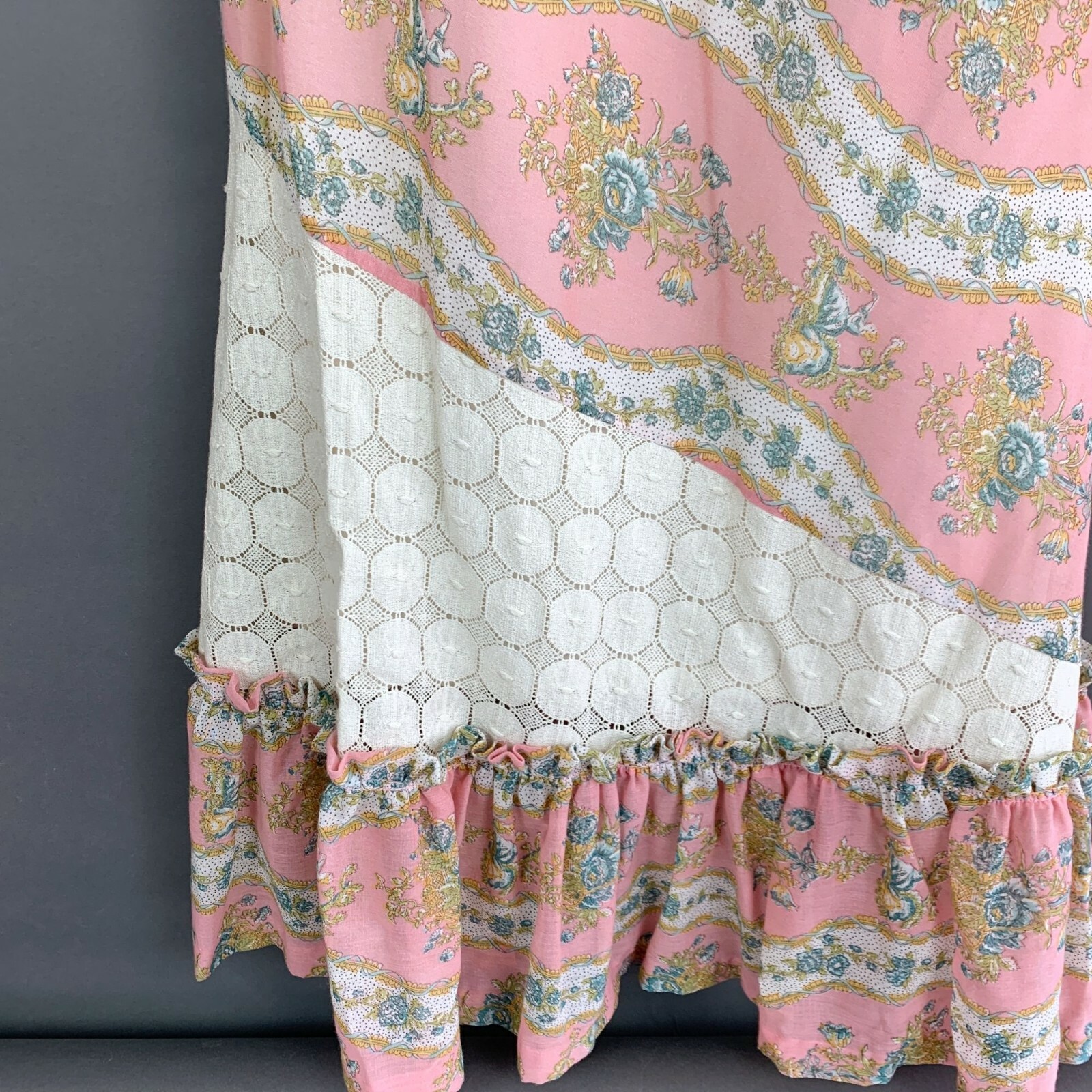 Vintage Seville Street Skirt Pink Country Floral Size 8 Made in USA
