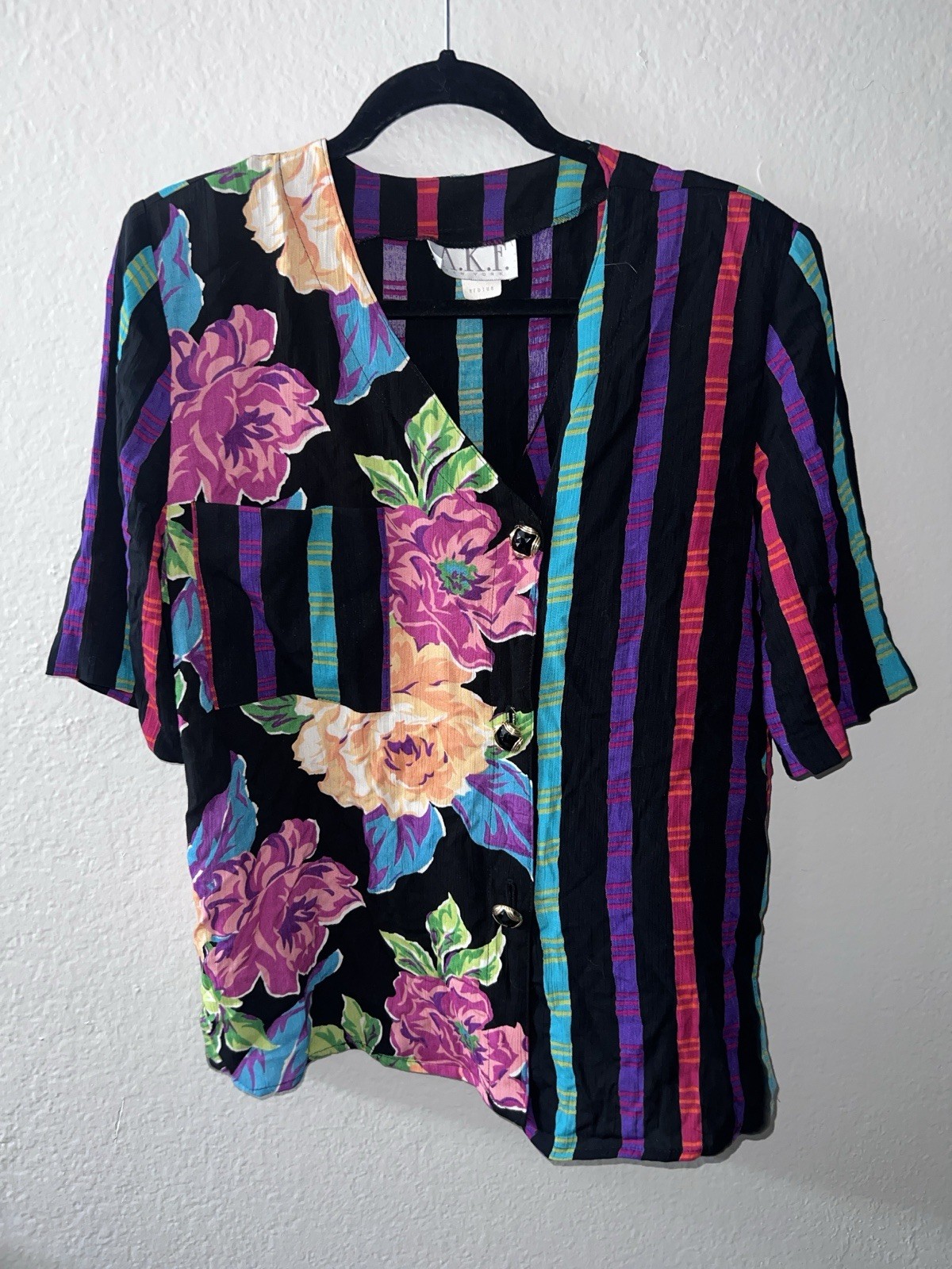 A.K.F New York Beautiful Vintage 80s/90s Color Block Top