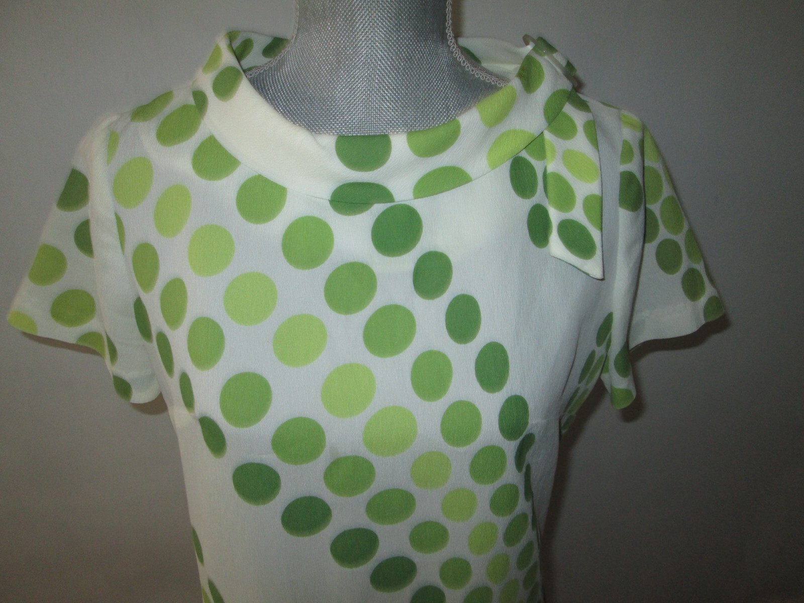 Vintage PURITAN FOREVER YOUNG Green Polka Dot Short Sleeve Dress
