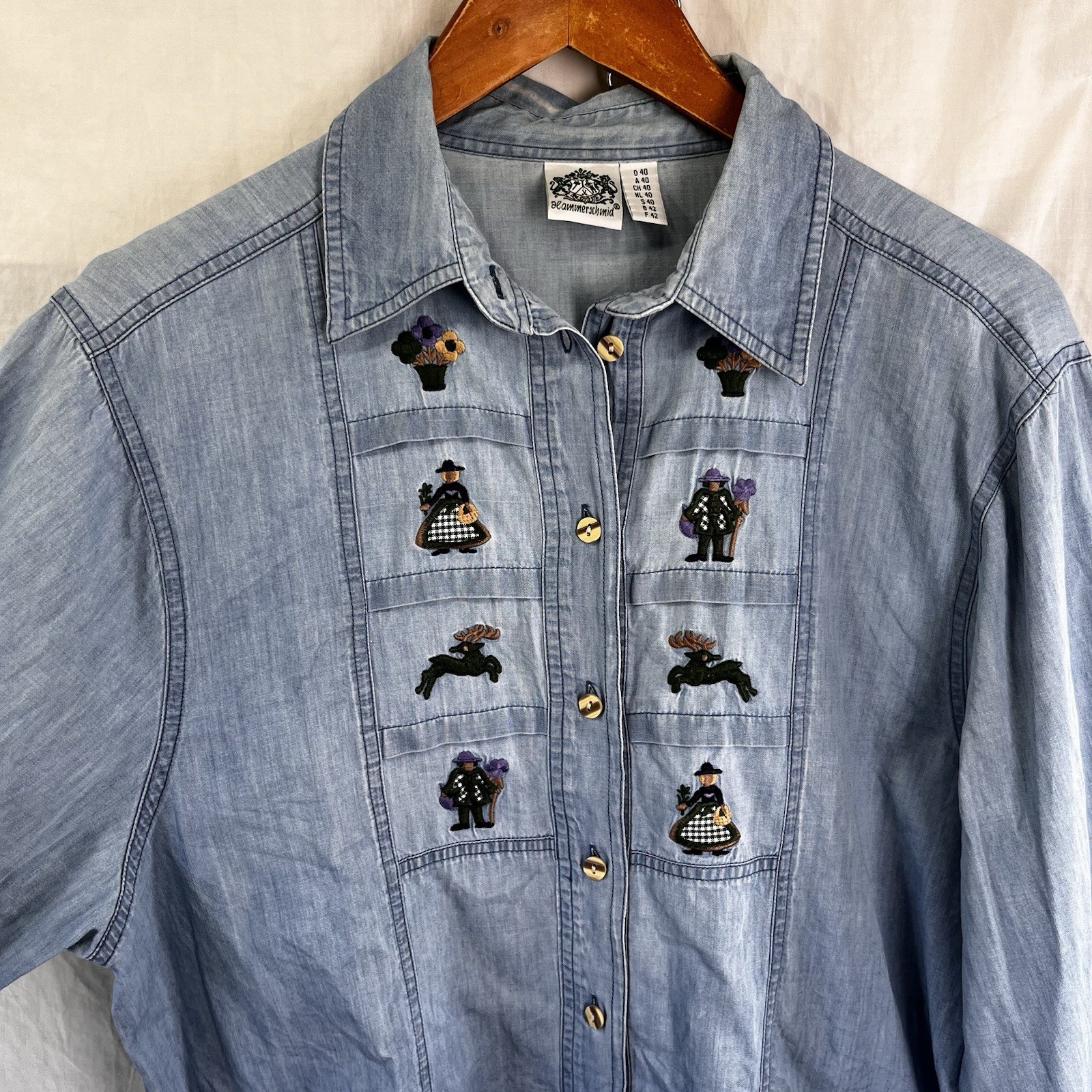 Hammerschmid Vintage Chambray Shirt Womens Size 40 German Cotton Embroidered