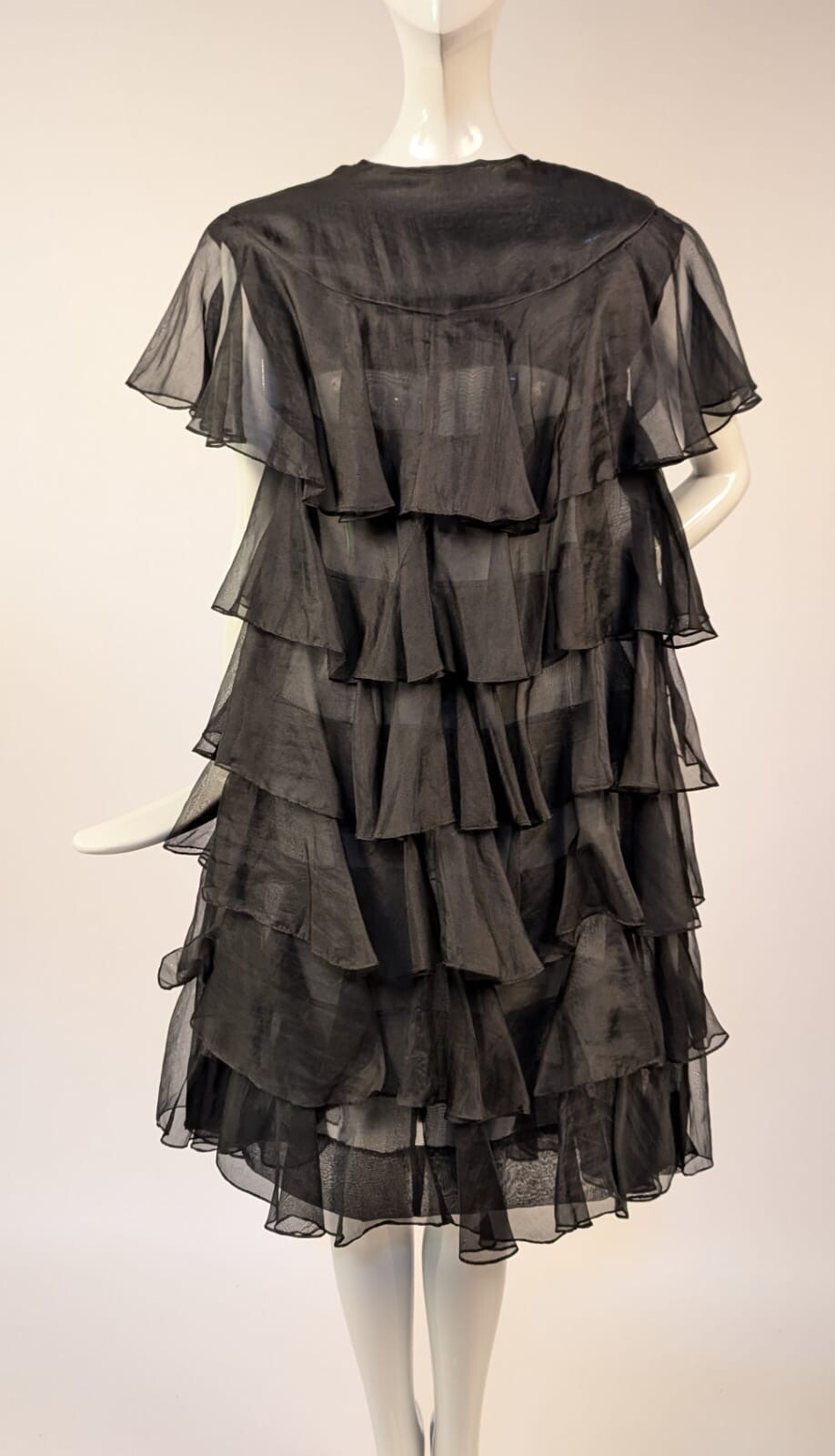 BEAUTIFUL VINTAGE 1970’S TIERED SILK ORGANZA RUFFLE COCKTAIL DRESS