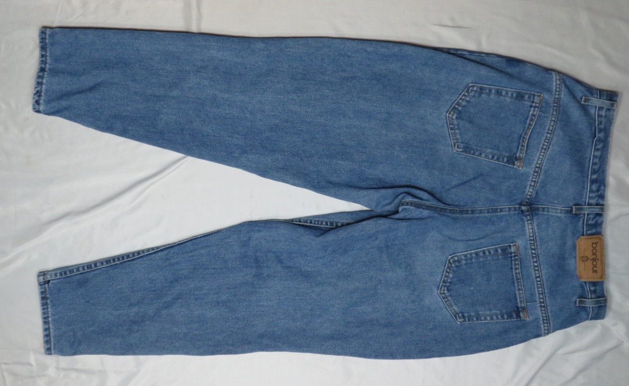BONJOUR 18 AVG MED BLUE JEANS VINTAGE USA MADE MOM SUPER RELAX 100% COTTON DENIM