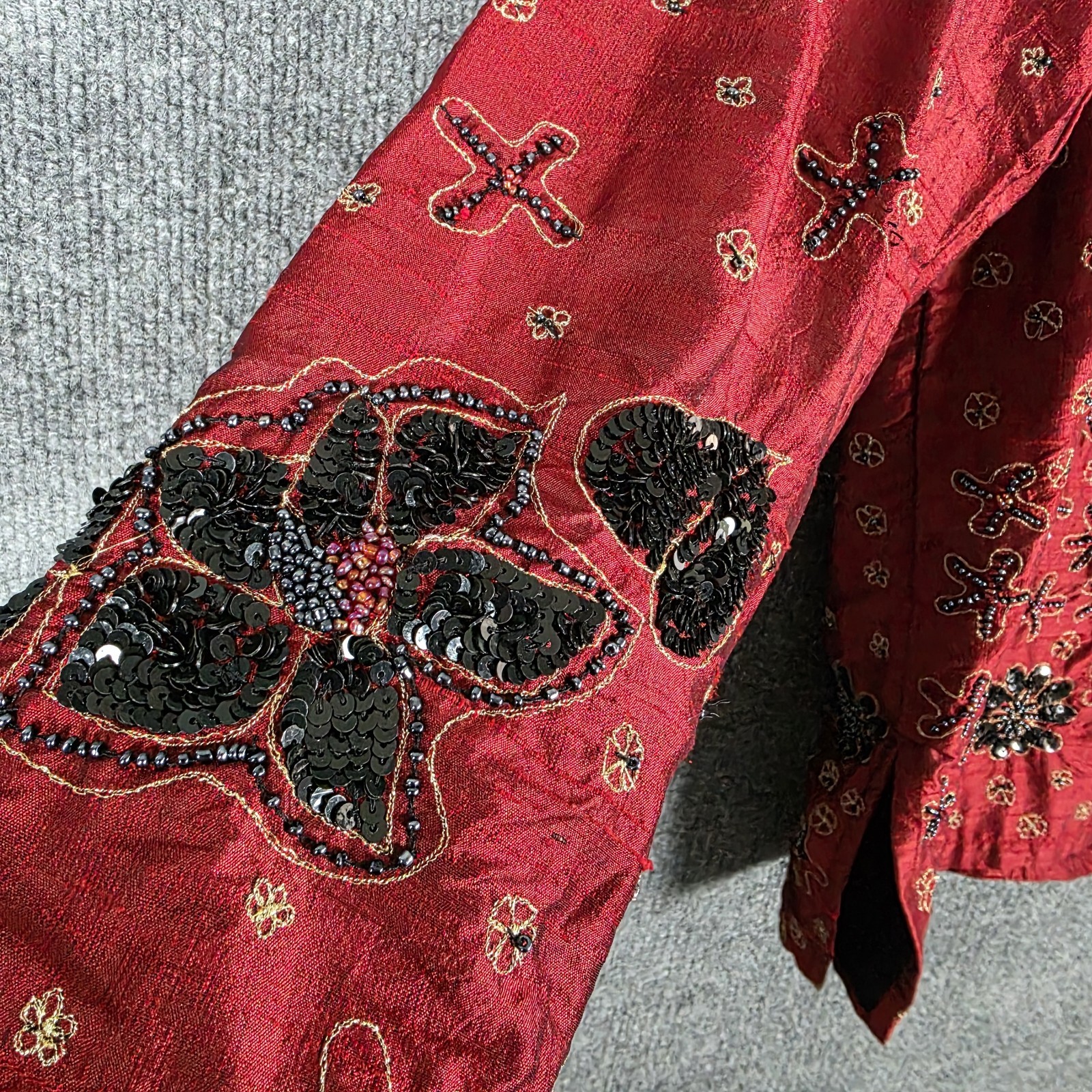 Chicos Dupioni Silk Beaded Shirt Womens XL Red Asian Art To Wear Sequin Vintage