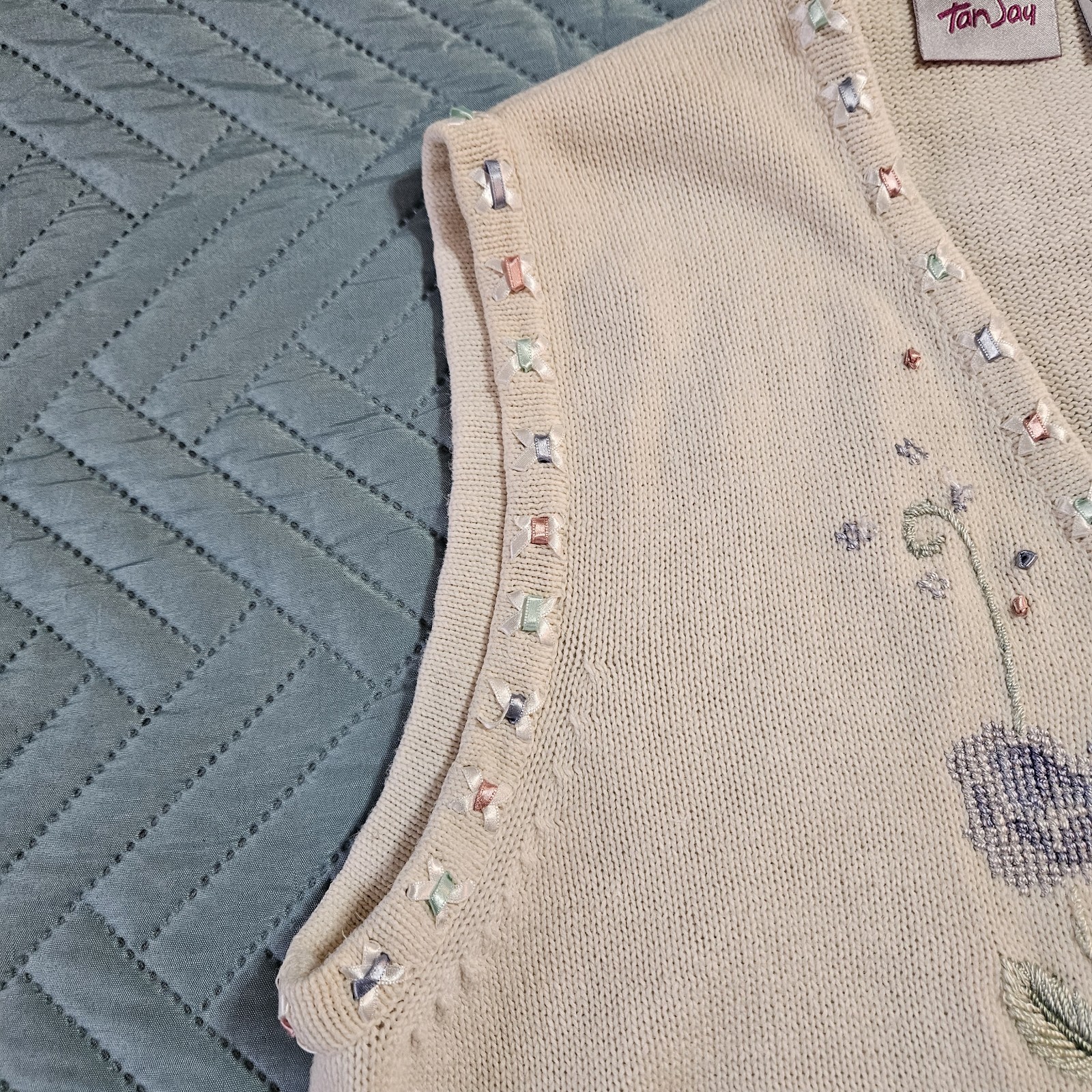 Vintage TanJay Women’s Vest Size Medium Lavishly Decorated Ribbon Flowers Beads