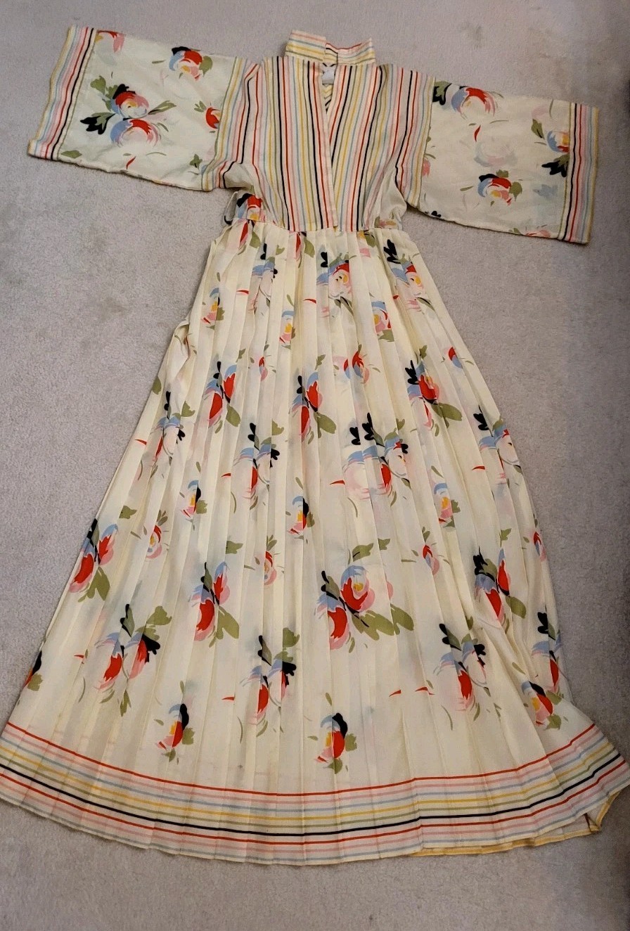 Frank Usher vintage House dress Garden Party? size 38 Small 26W