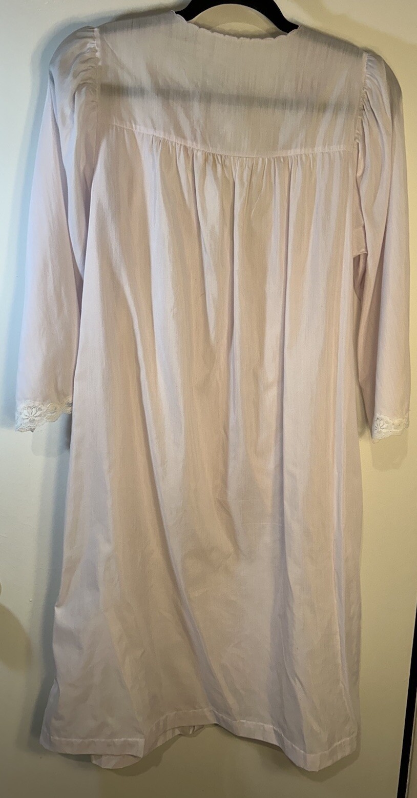 Vintage Barbizon Ladies Pink Nightgown Embroidered Lace Size Small 3/4 Sleeve