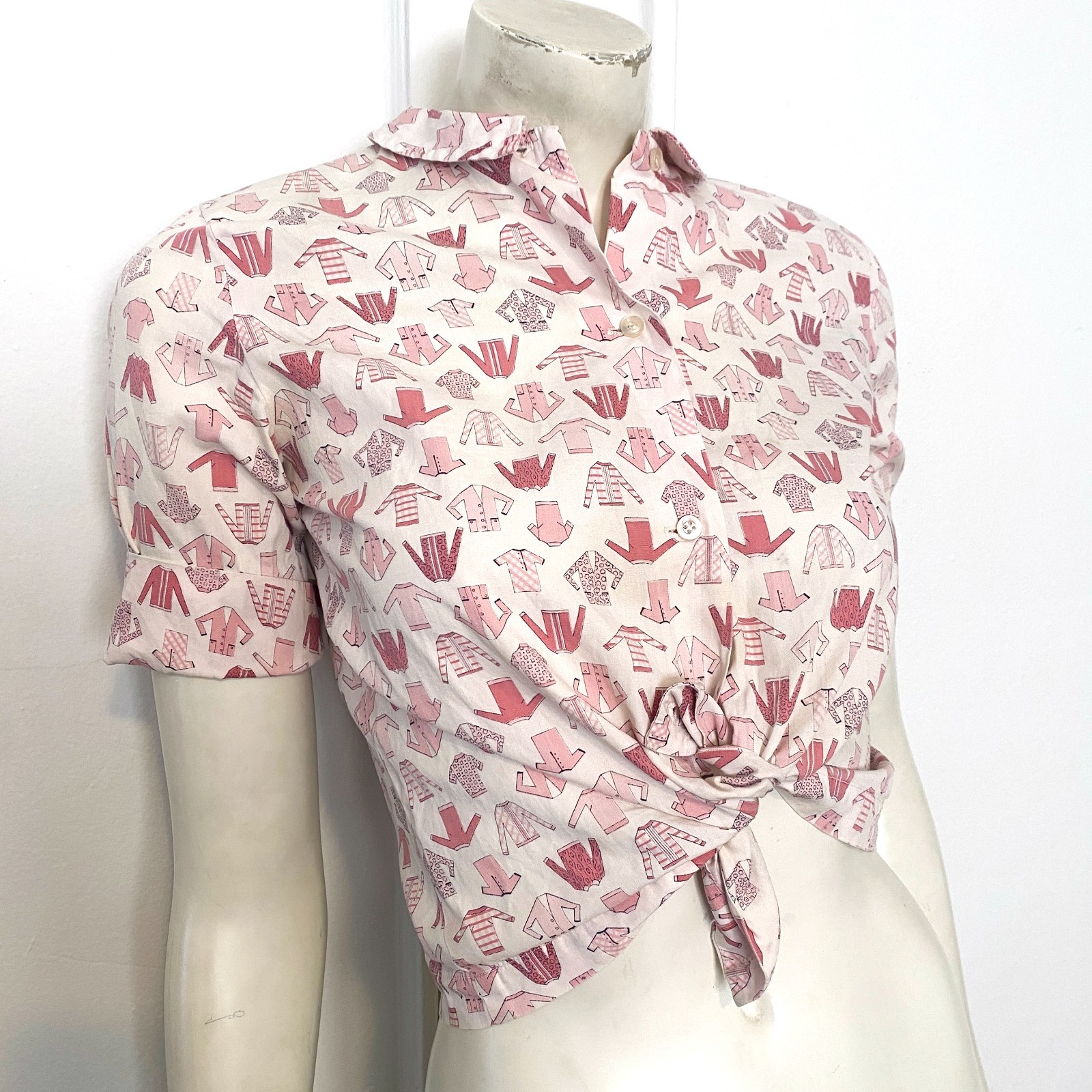 Vintage 1950s Pink White Novelty Print Cotton Crop Top Shirt Blouse Size XS