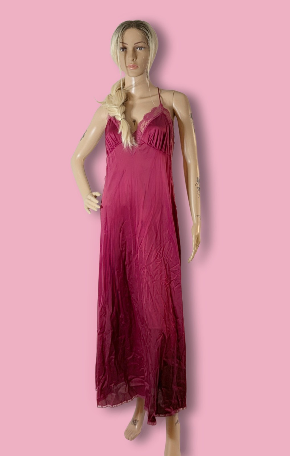 Vintage JCPenney Lingerie Valentine’s Day Satin and Lace Nightgown Size M