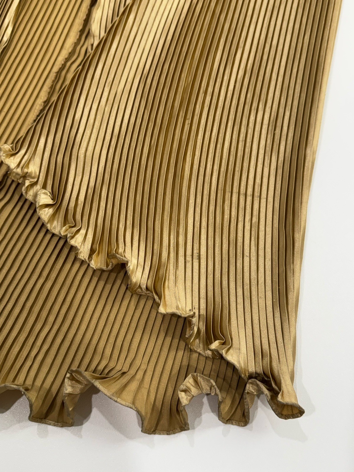 VTG Y2K Sherry Haute Couture Gold Beaded Pleated Gown Front Slit Designer