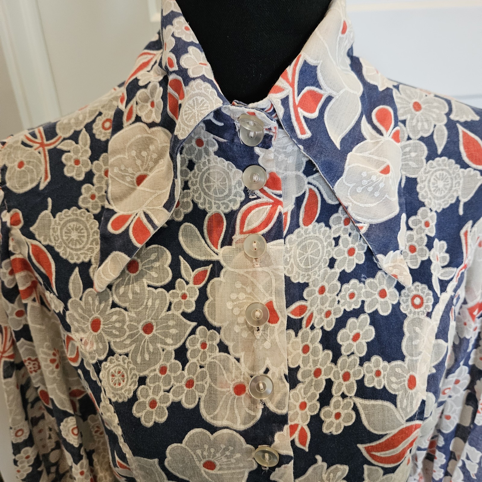 VTG 1960s Hand Made Red White Blue Floral Sheer Button Up Blouse Dagger Collar