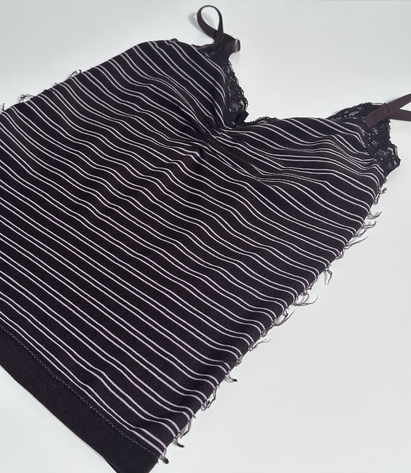 Vintage Y2K Calvin Klein Camisole Small Plum Seamless Stretch Striped Lace Trim