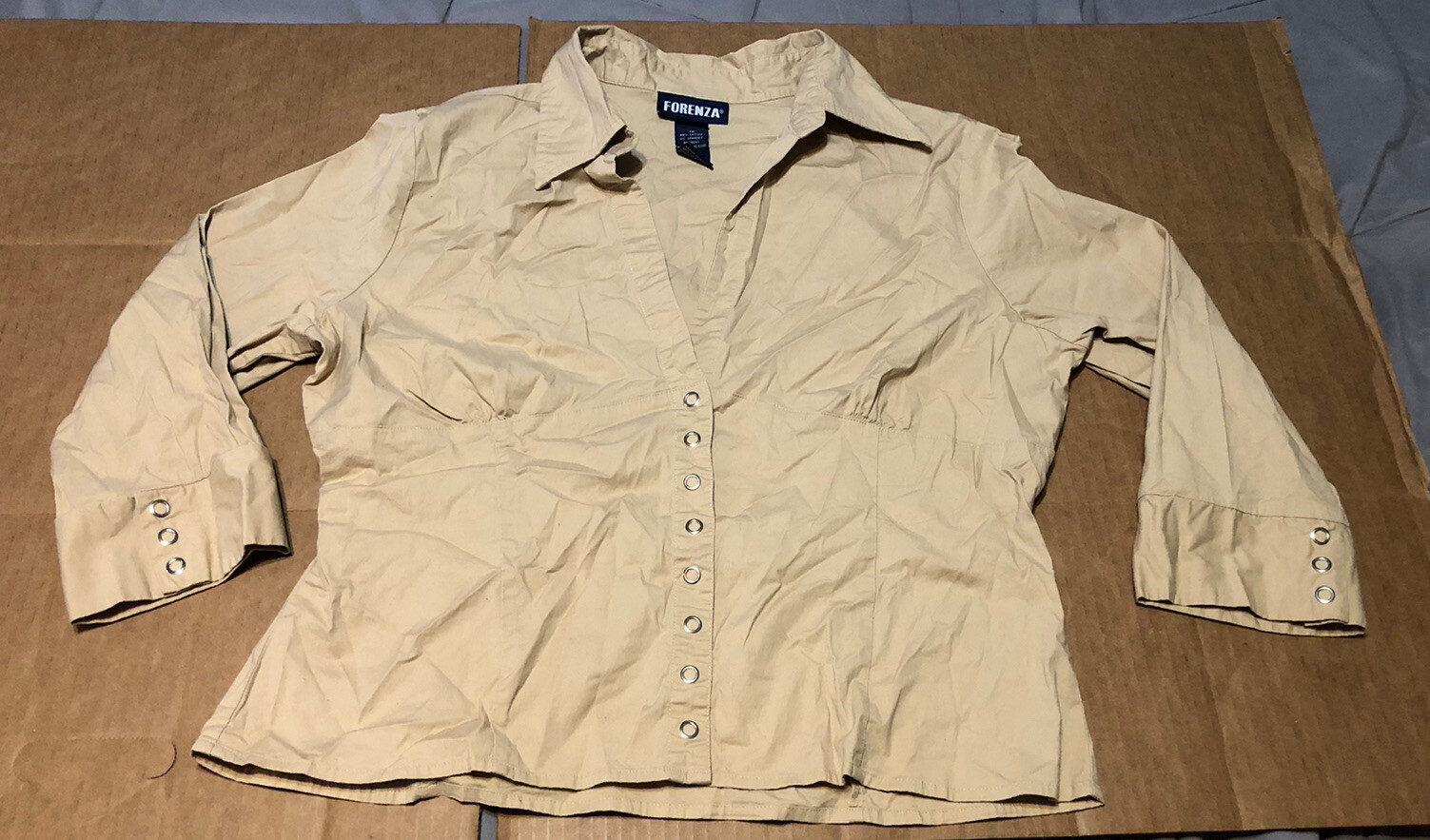 Vintage FORENZA Womens Snap Closure Shirt – Tan – Hong Kong – Size 16