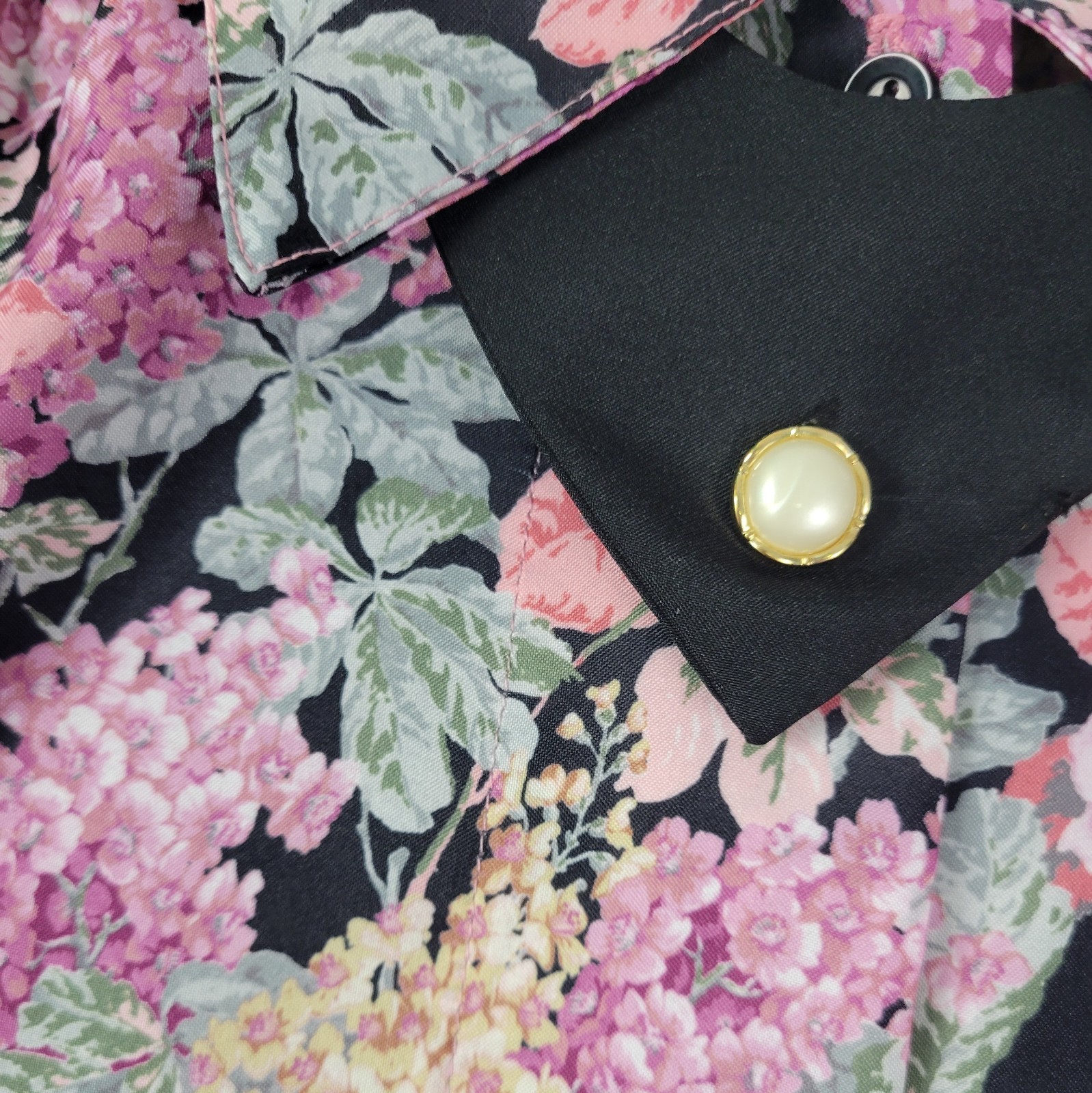 Vintage Copy Cats Black & Pink Floral S/S Blouse w Accent Collar Size 12