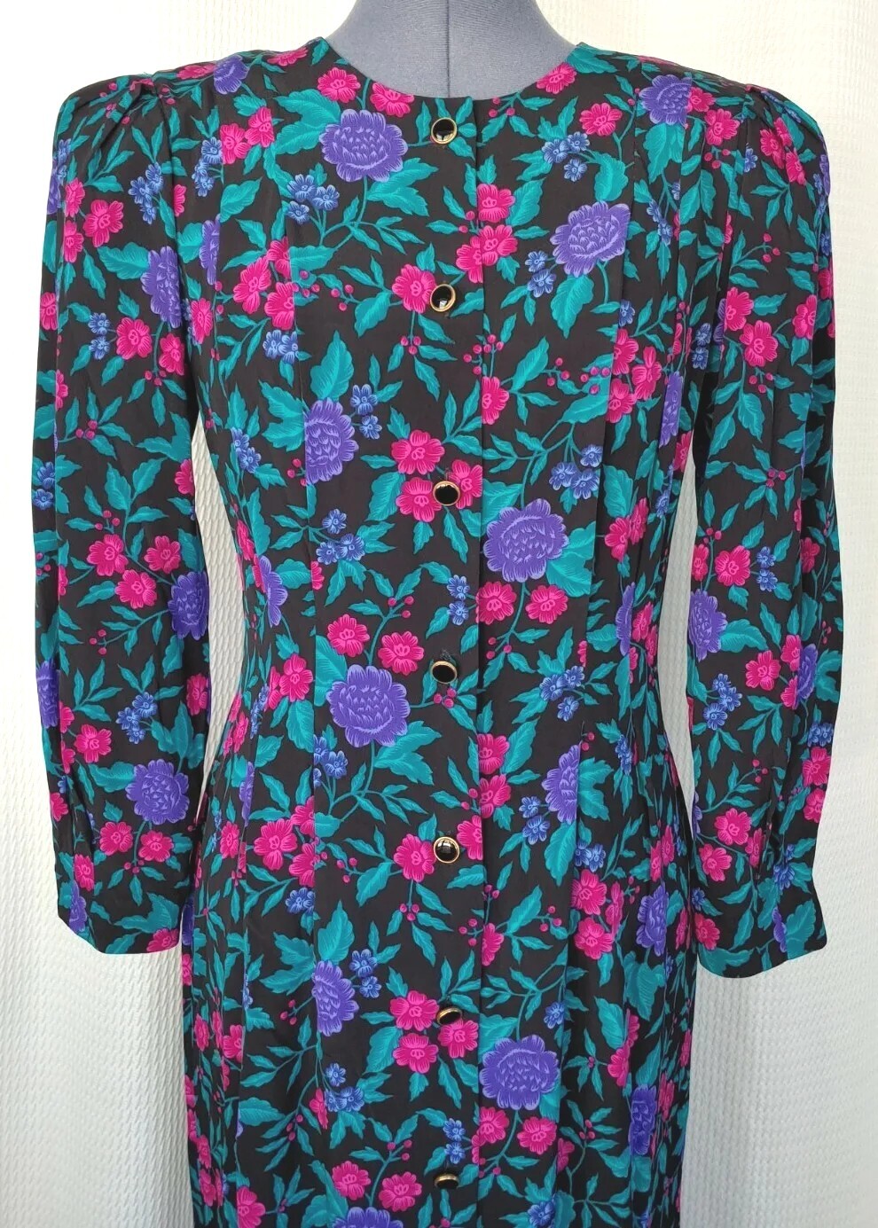 Vintage Andrew Harvey Fitted Black Dress with Pink/Purple/Teal Florals Size 8