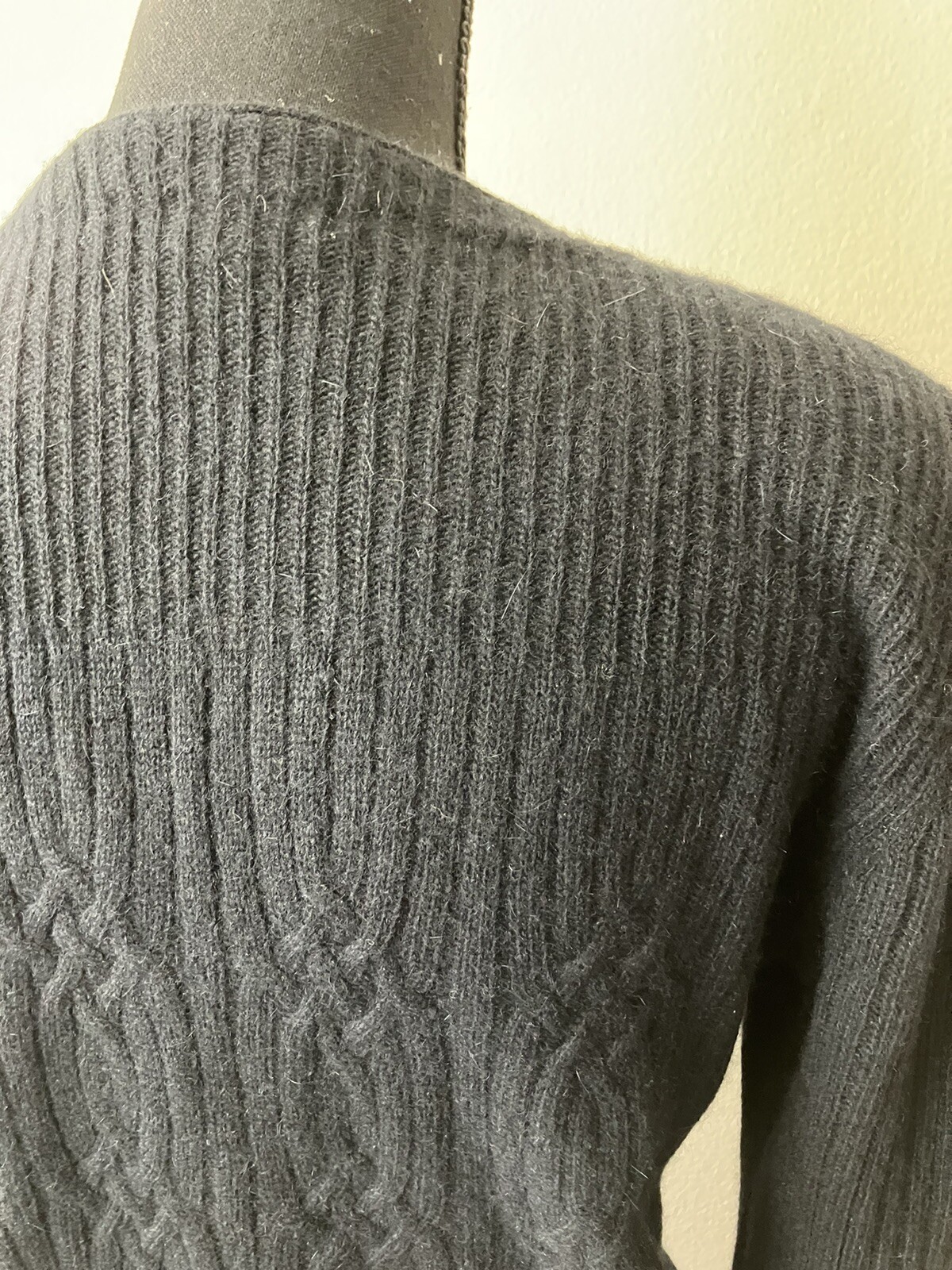 Vintage ’80s David Hollis Black Angora Blend Cable Rib Knit Cardigan Sweater S/M
