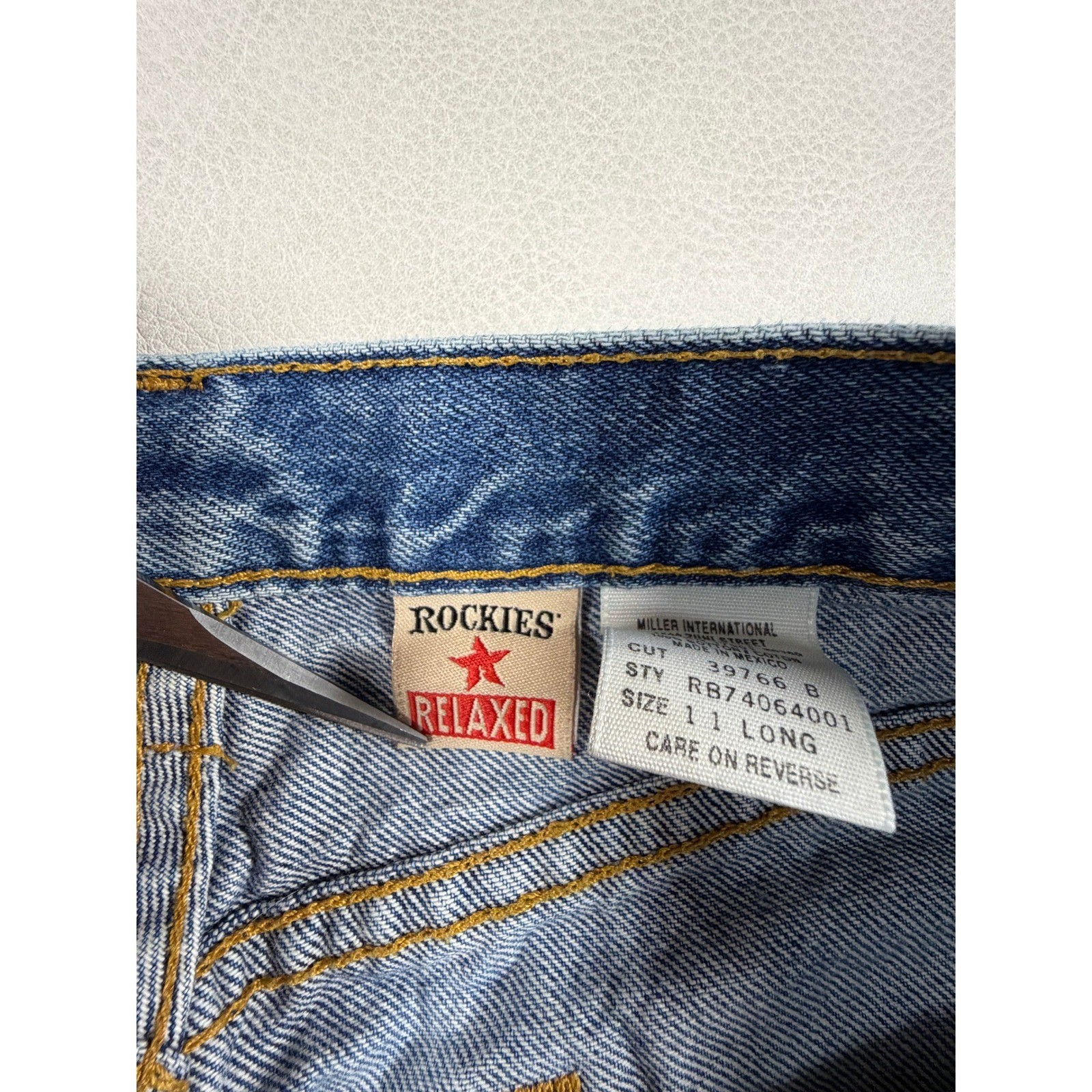 Rockies Vintage High Waisted Relaxed Straight Leg Jeans Womens Size 11 30×32