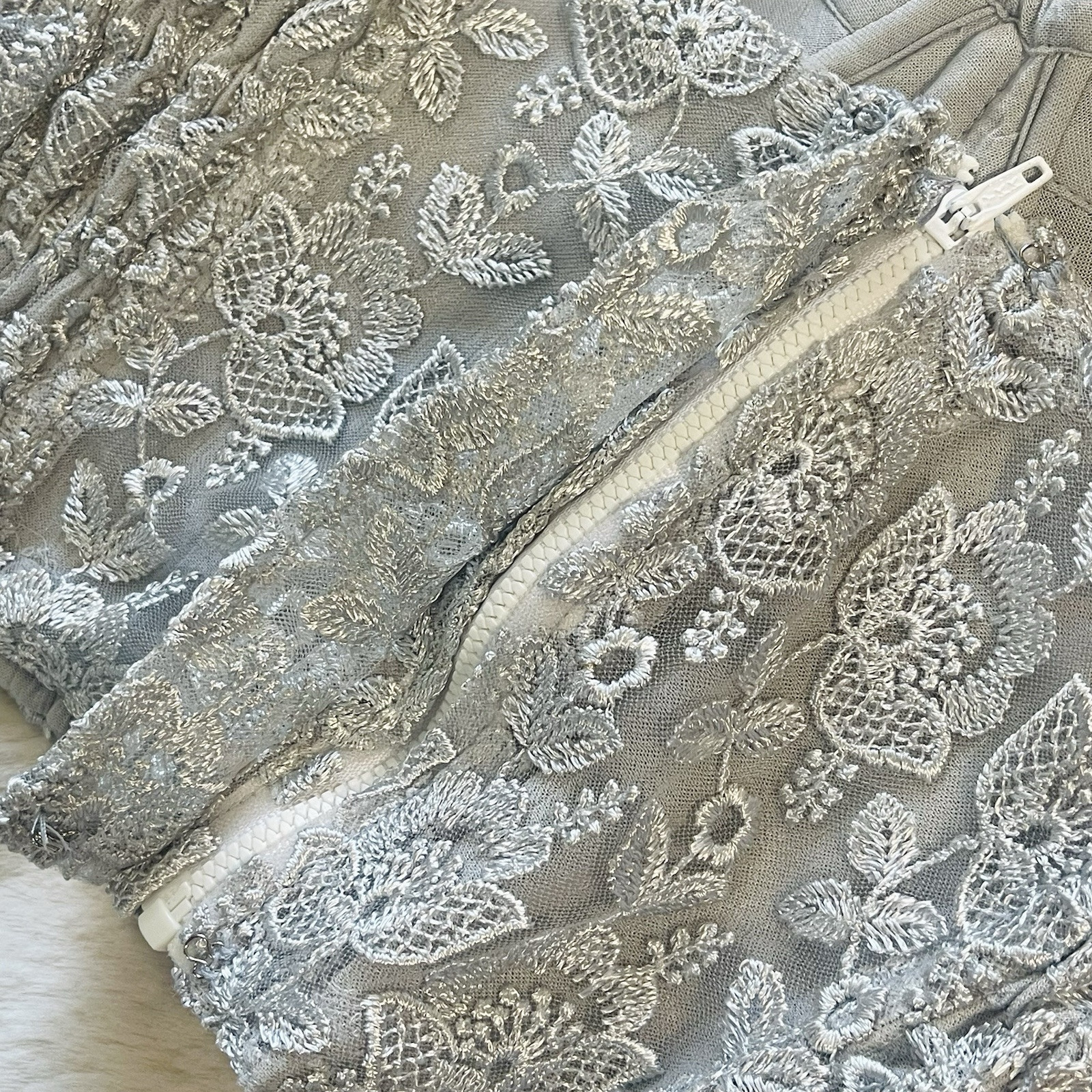 The Icing Vintage 90’s Silver Floral Lace Beaded Bustier Blouse Chic 2 Pc Set