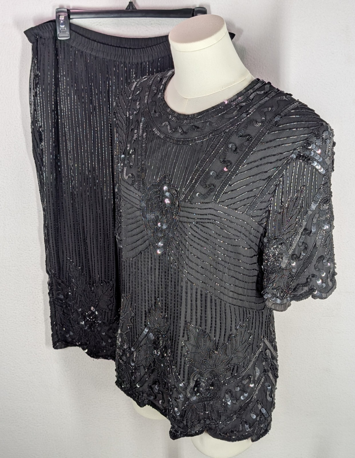 Vintage Carina Women’s Lot Of 2 Silk Beaded Two Piece Outfit Top Skirt Black