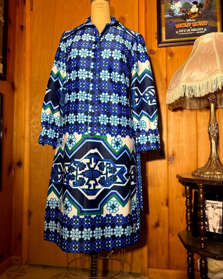 1960’s Blue LANVIN Shirt Dress With Matching Belt (Size 8) Psychedelic