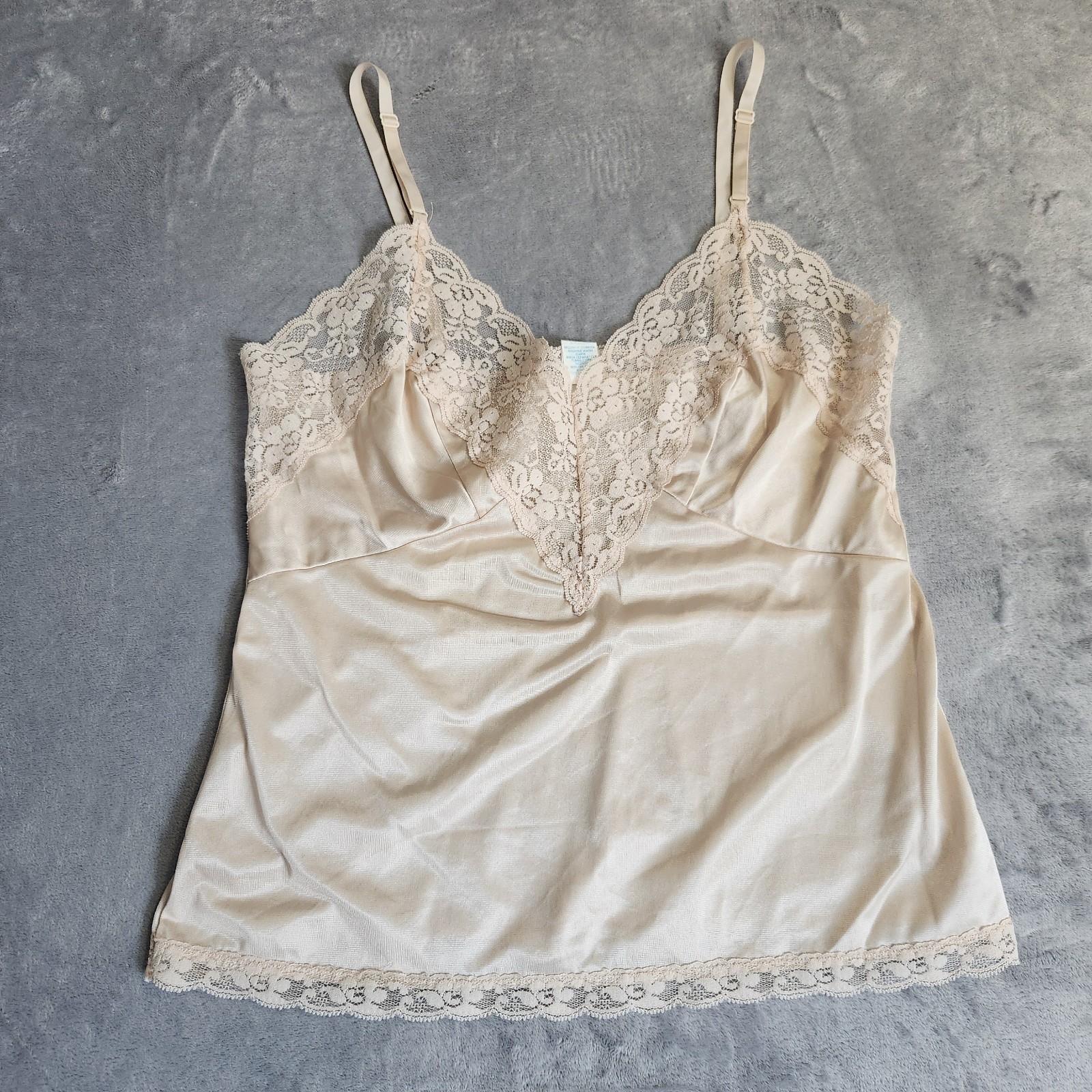 Vtg 70s Dawn to Dusk Lace Camisole M Nude Beige Antron III Nylon Coquette Boho