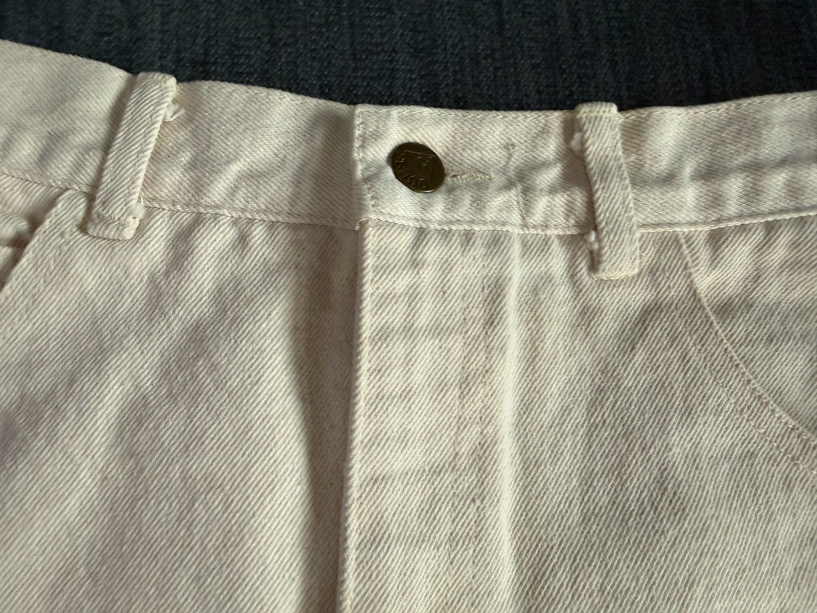VTG GUESS Off White Denim Skirt 80s 100% Cotton sz 30 Waist 26″ Made in USA