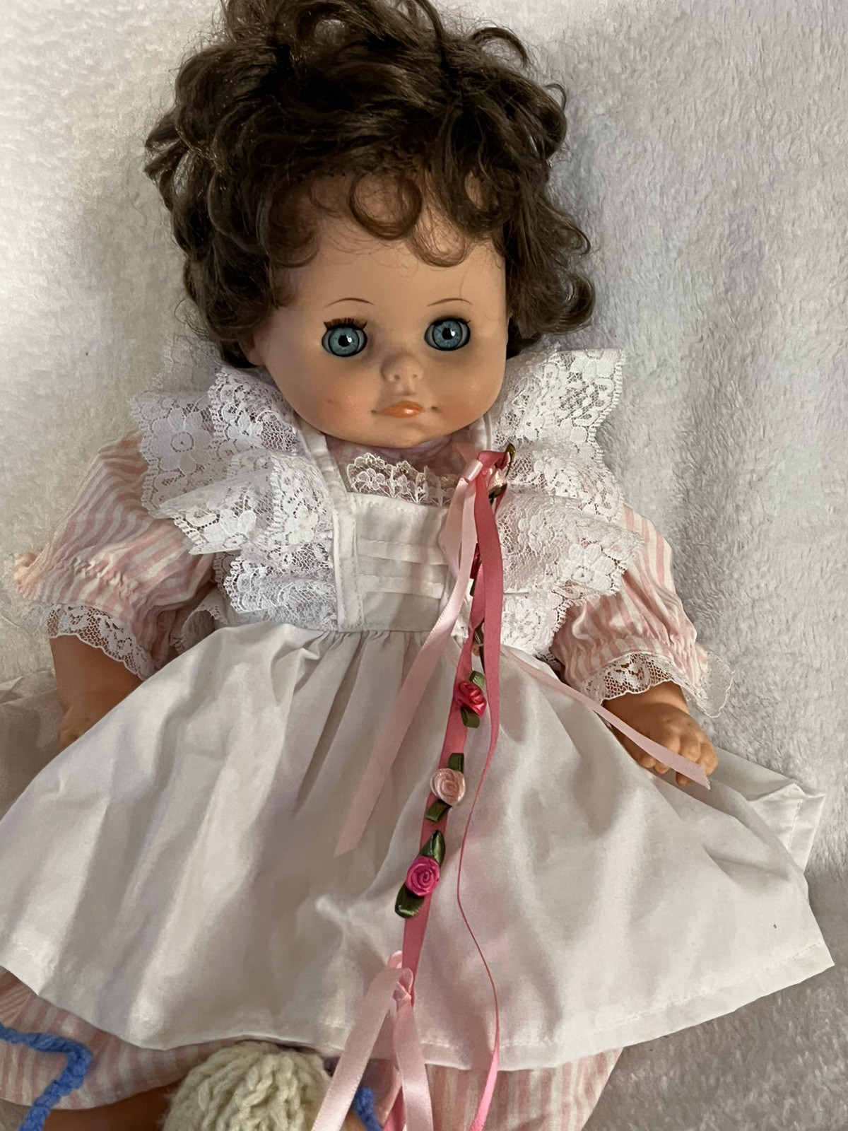 Vintage 70s ? IN Dress Open close eyes Made Hong Kong? NOT MARKED BUT SIMILAR