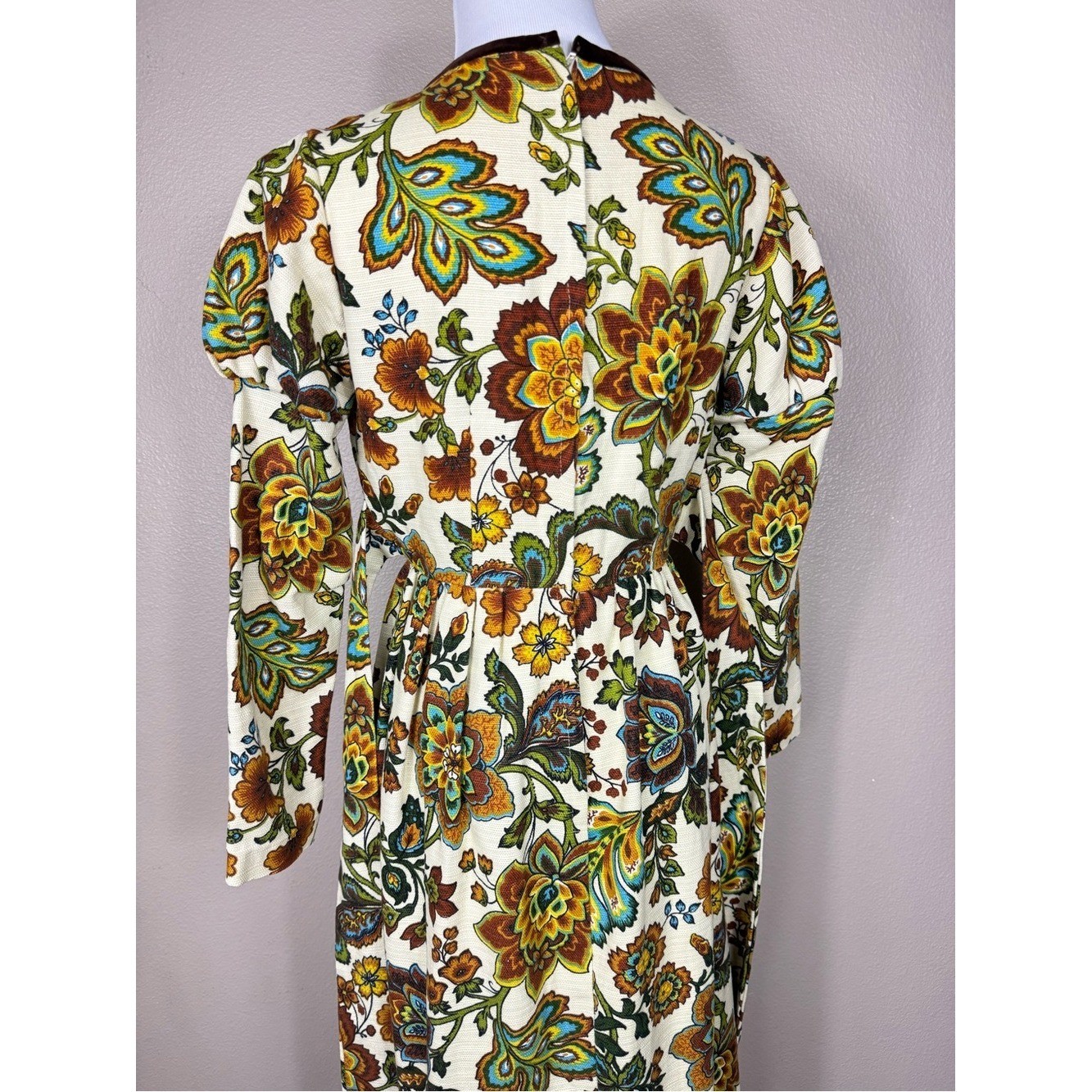 California Charmer 60’s Regency Tapestry Fabric Prairie Dress