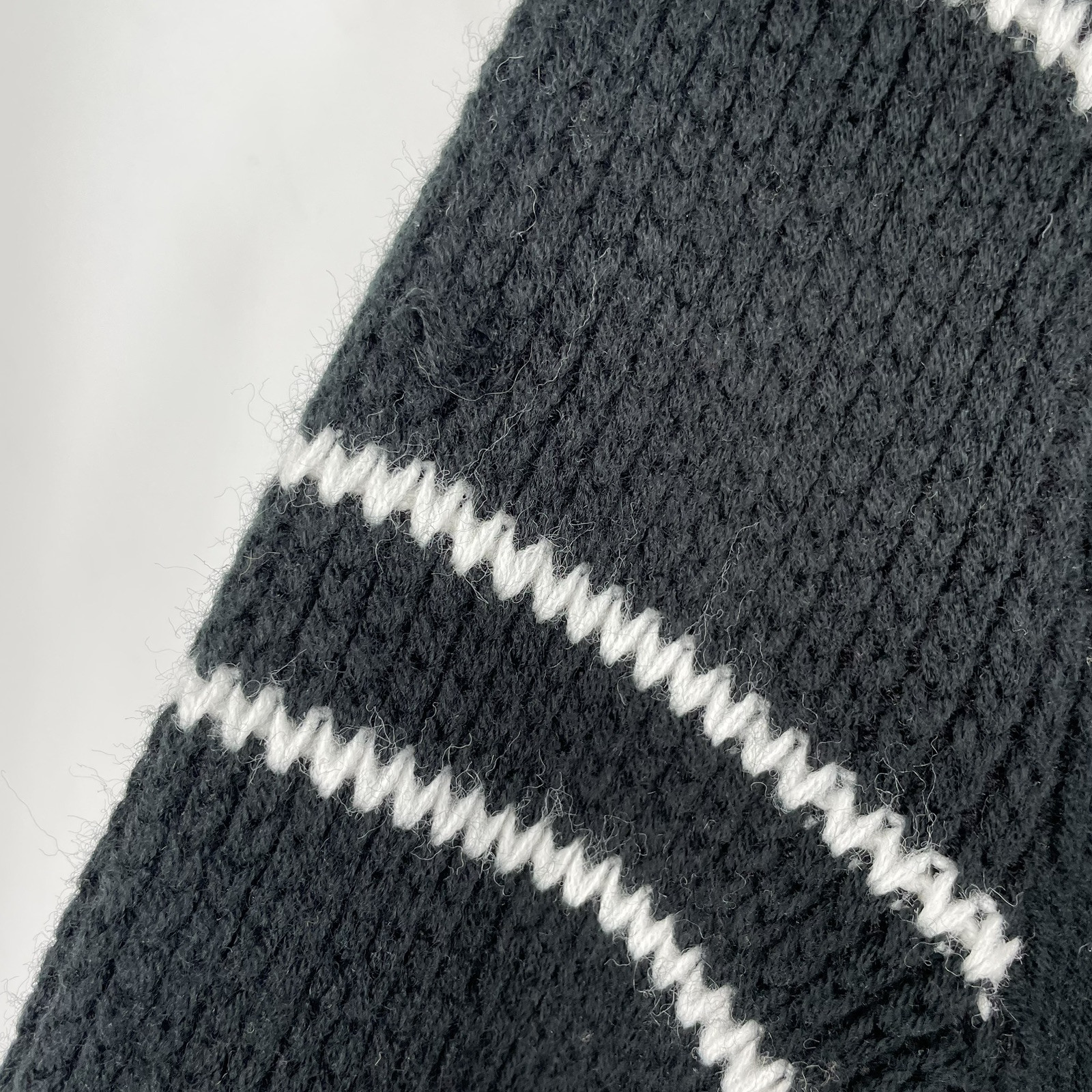 Vintage 70s Yamaha Knit Wool Sweater Women’s Small Black Ski Striped White USA