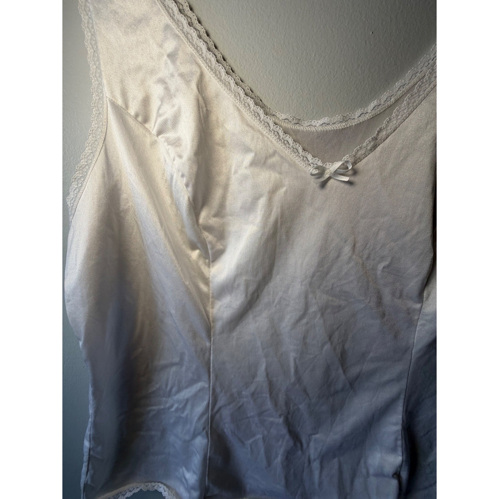 Vanity Fair Vintage White Lace Trim Camisole Top 17-760 Nylon Made in USA 40/46