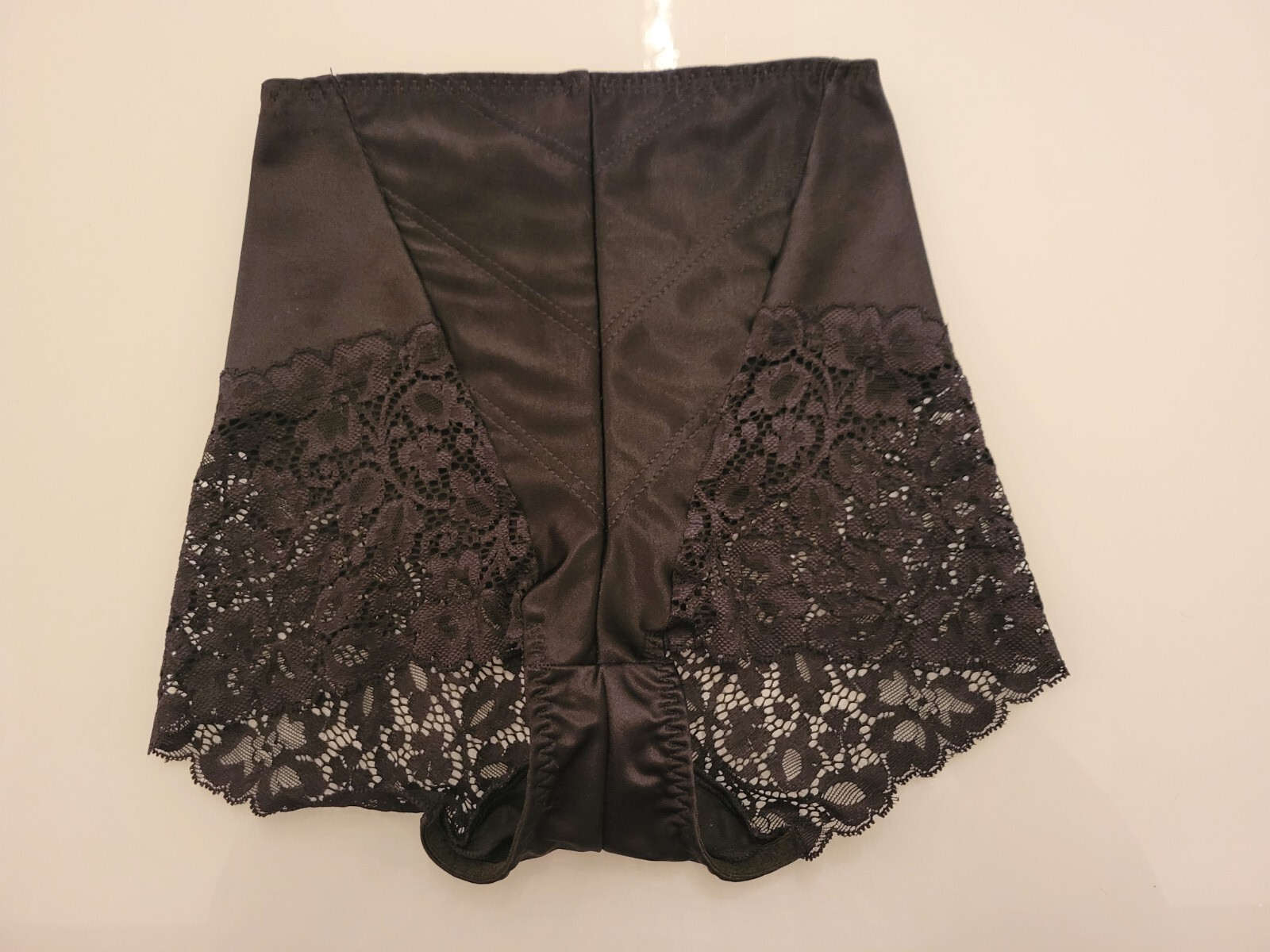 Vintage Smoothie Seductively Slim Second Skin Black Lace Pantie Shaper SMALL