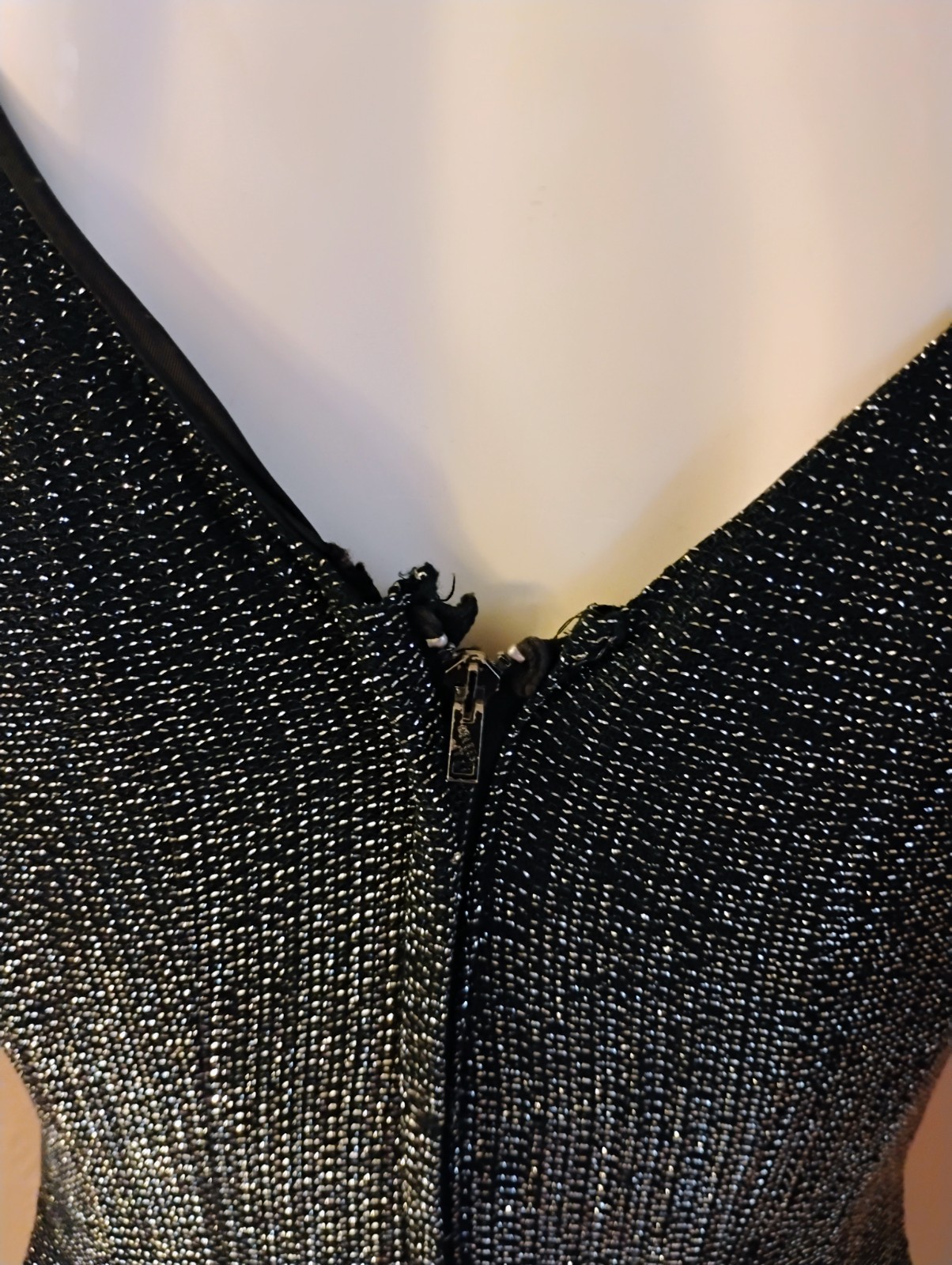 VTG 1950’s „that Wilroy LOOK” Black & Silver Metallic Wiggle Cocktail Dress