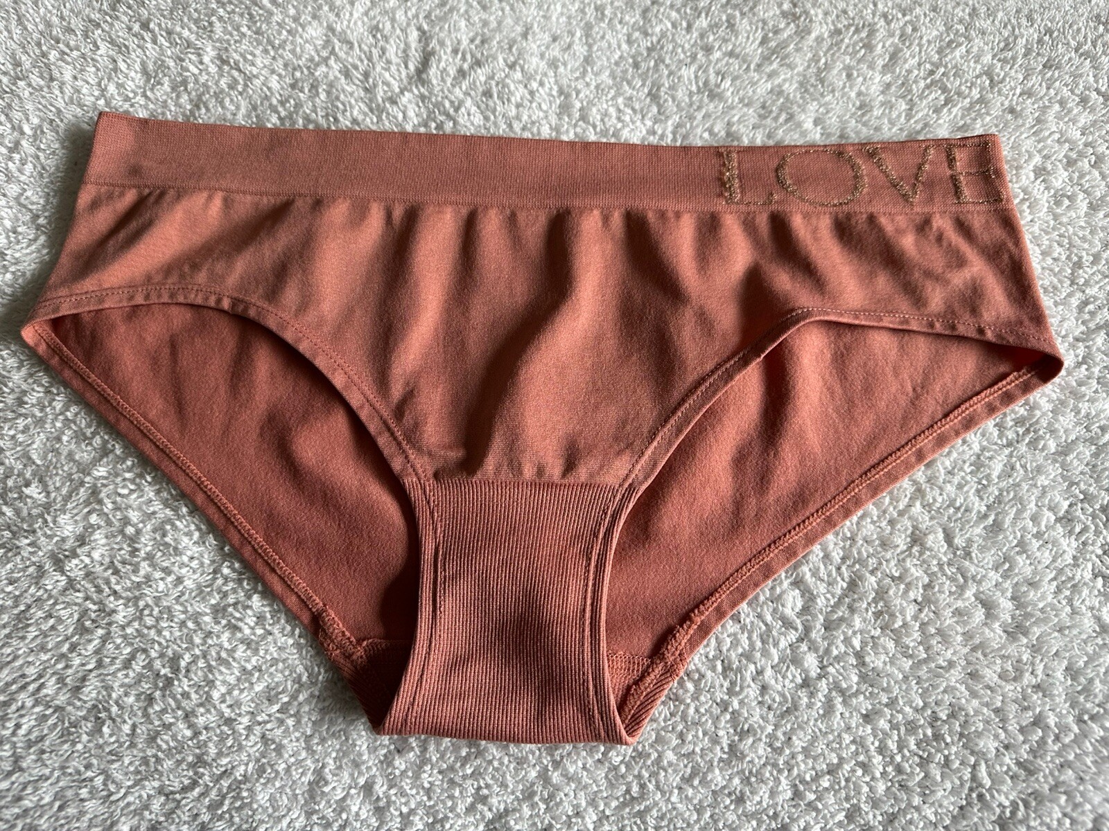 Vtg Victoria’s Secret “LOVE” L Bikini Hip Hugger Hipster Chic Bikini Panties