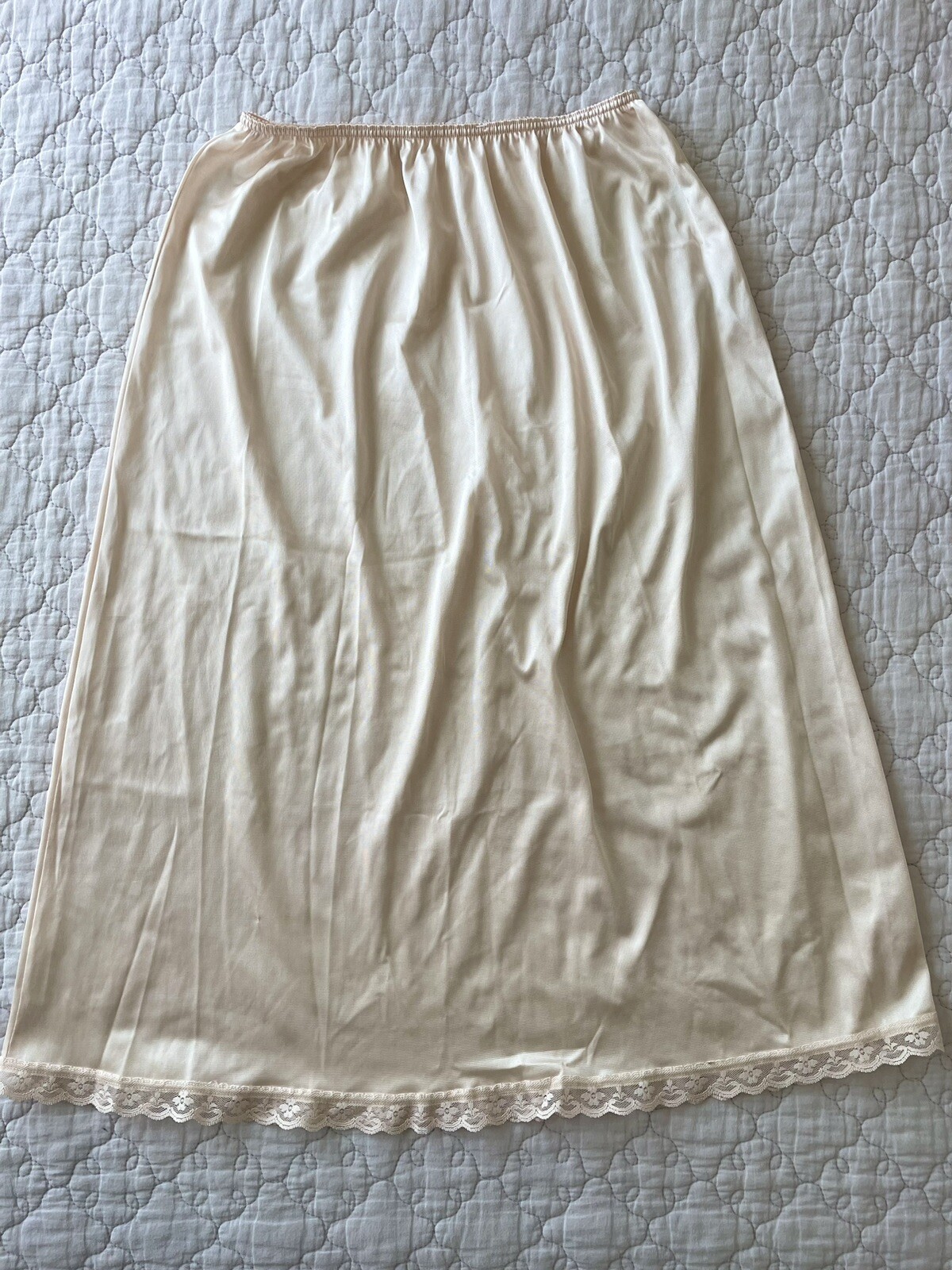 Vintage Warners 53300 LATTE Half Slip Antron Nylon Satin Perfect Measure Size L