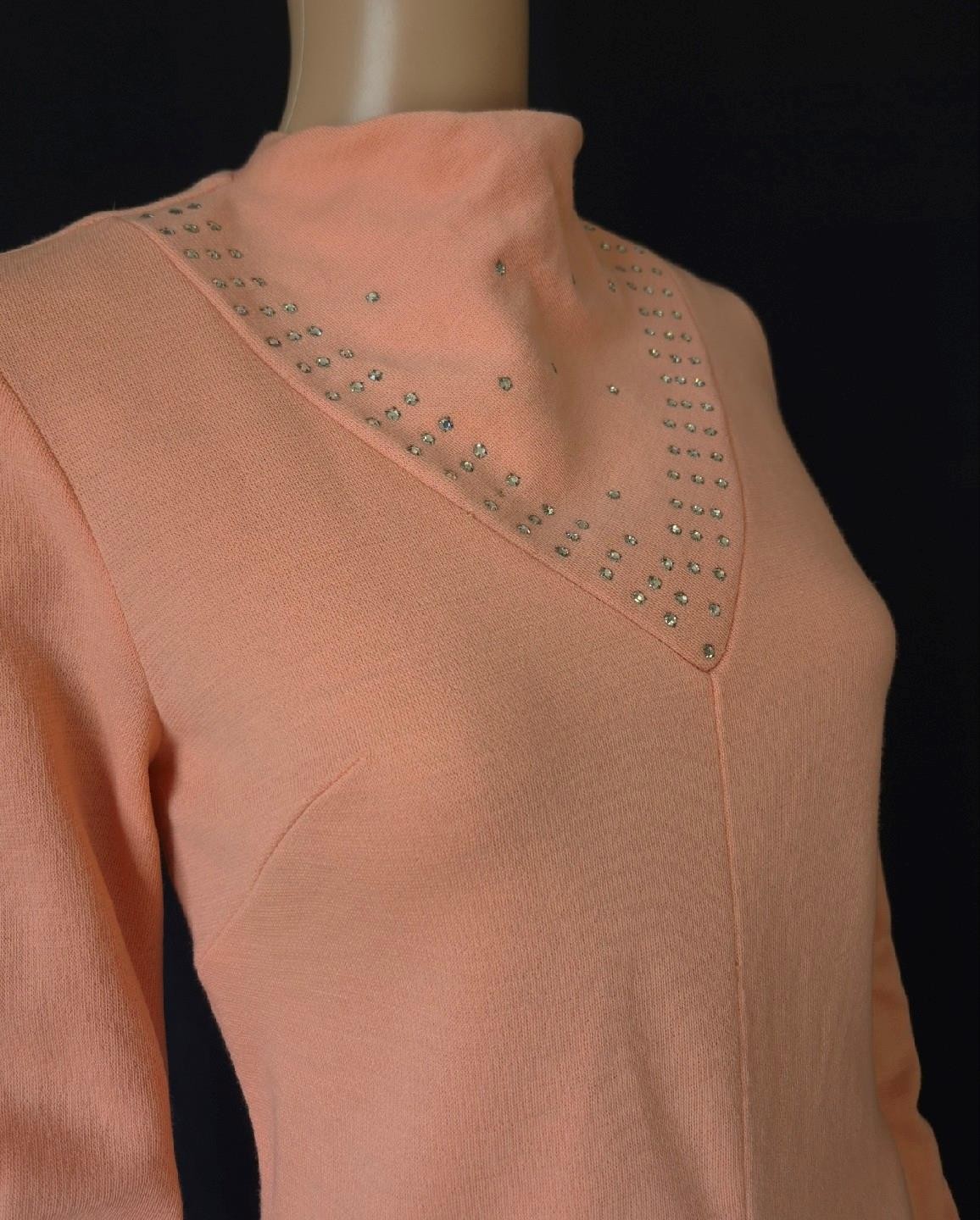 Mid-Century Mod 1960s Vintage SPARKLY PEACH KNIT PARTY SWEATER DRESS – S/M
