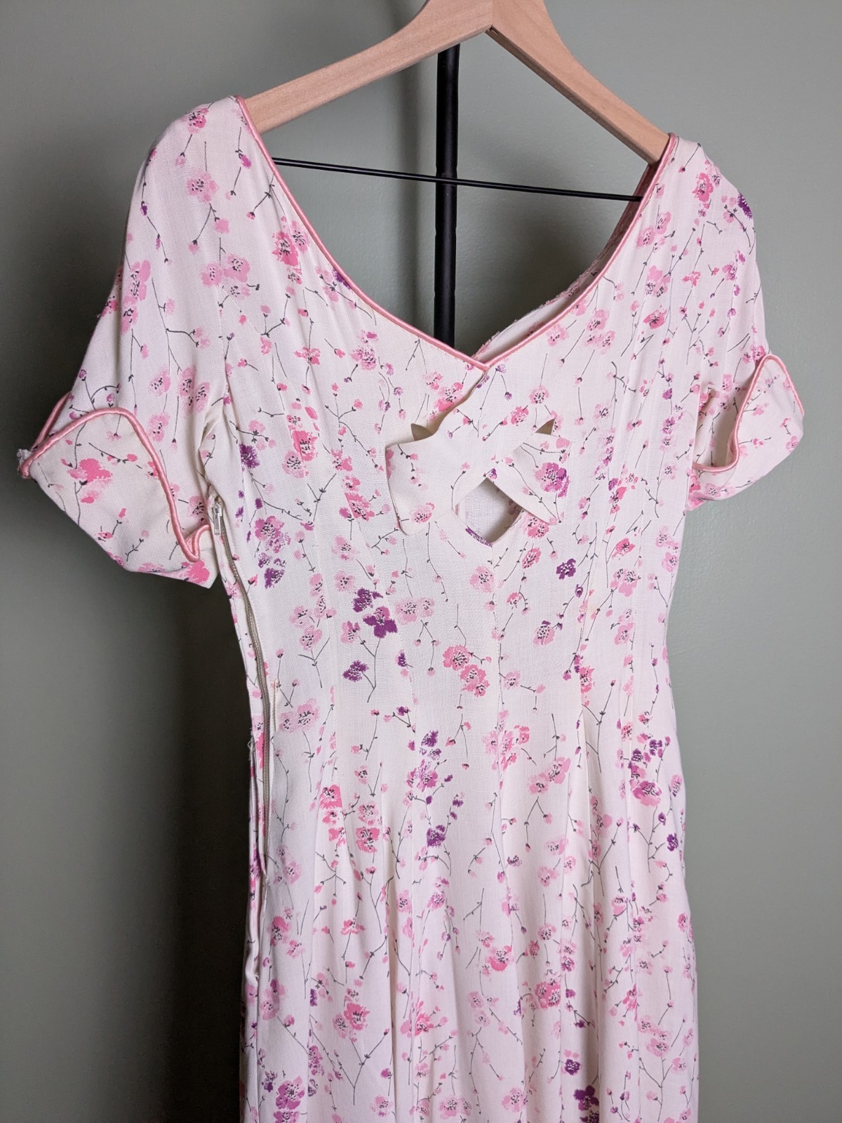 Vintage Handmade 1950s Fit Flare White Pink Linen Like Dress