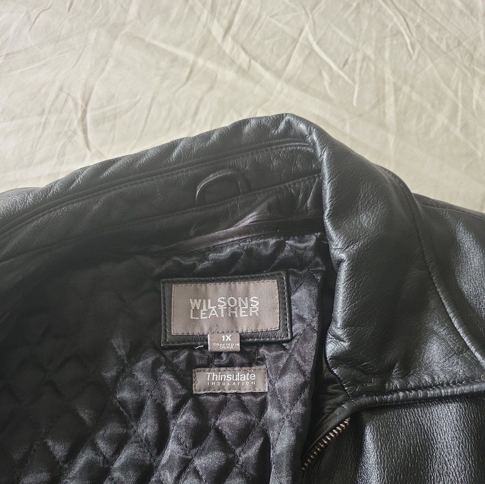 Wilson Black Leather Jacket 1X Lining w Zipper Front Well Maintained 2 F Pockets