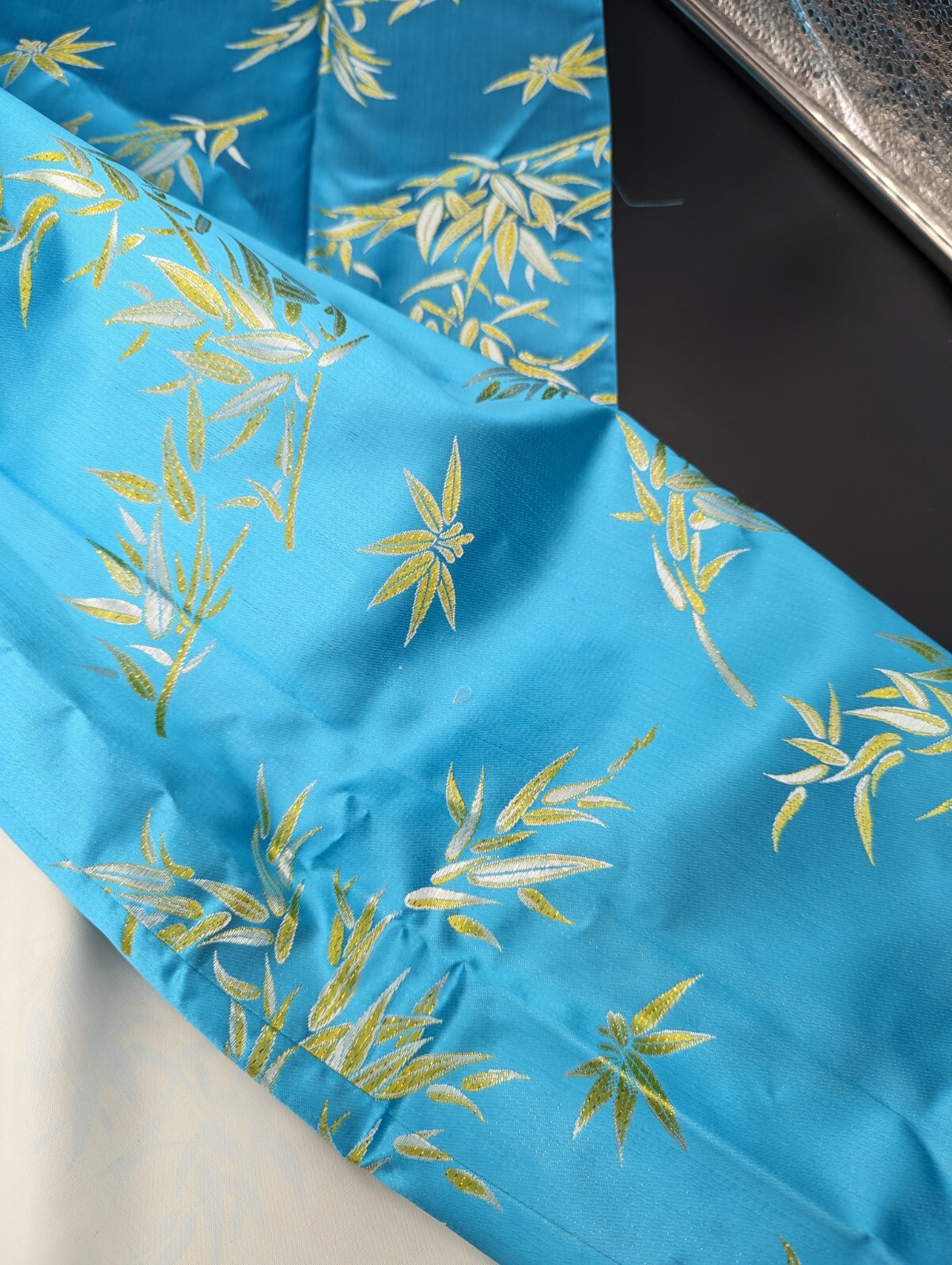 Vintage Joli Blue Silk Kimono w/ Embroidery Made in Japan size Small