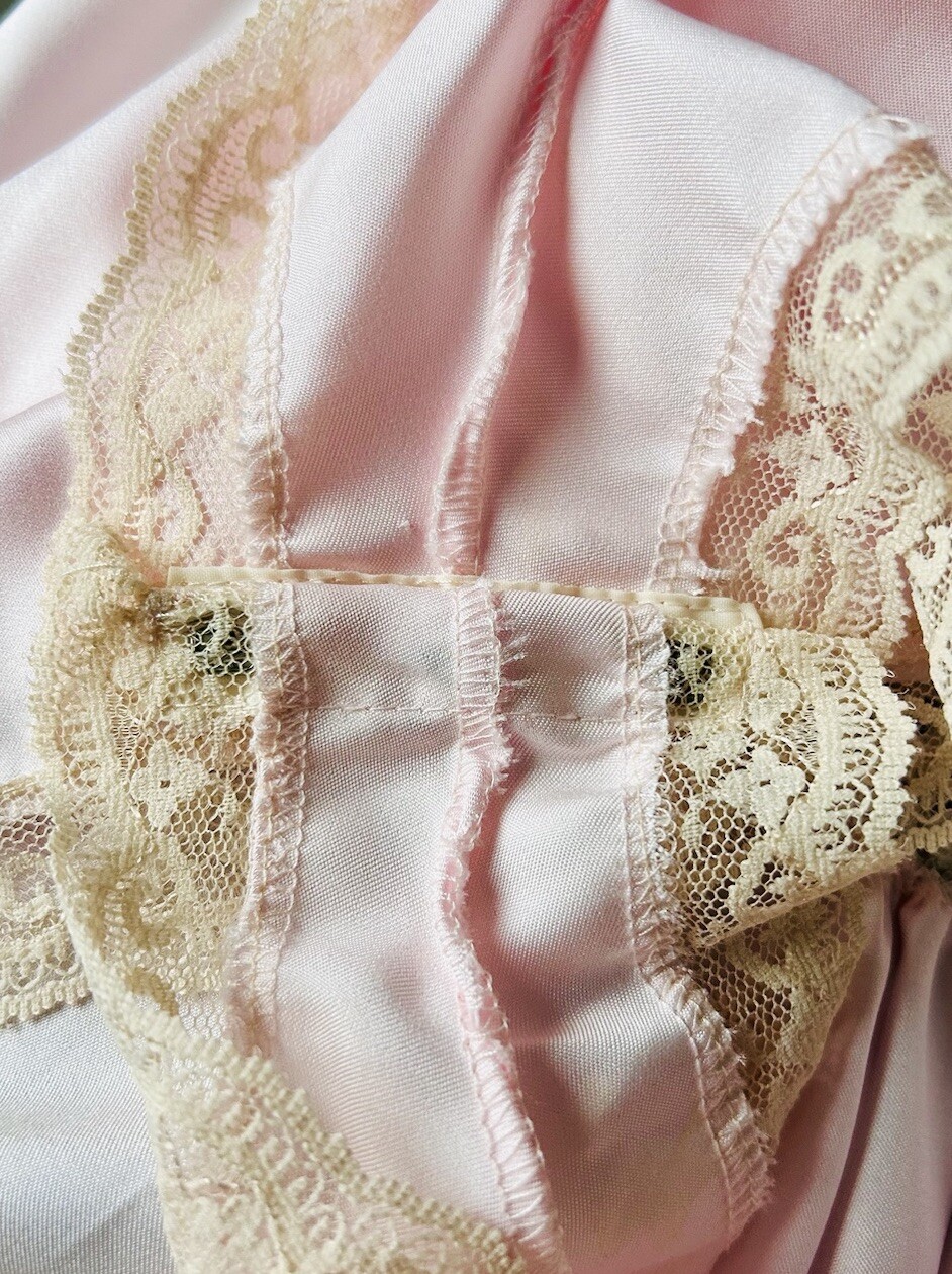 Rare Vintage Lily Of France Teddy Romper Pink Satin Lingerie With Lace Sz M EUC