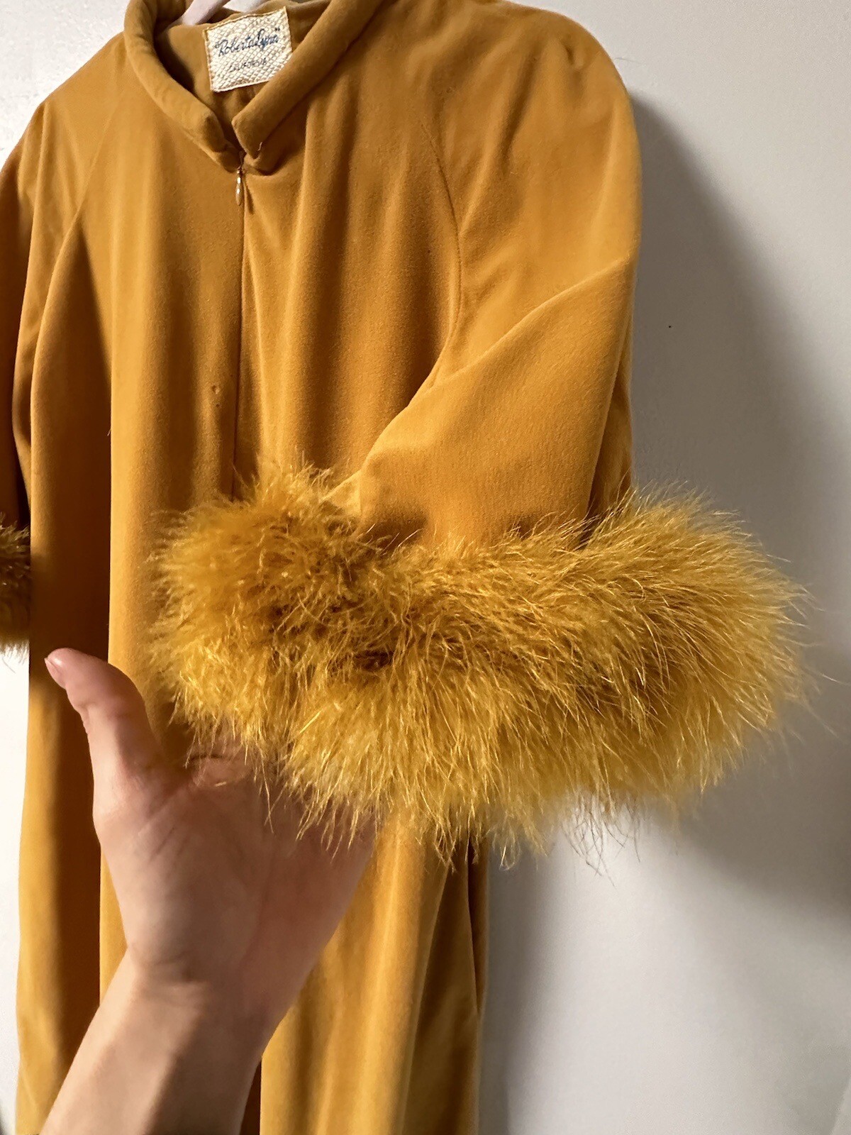 Vintage 50s 60s Duster House Coat Robe Ballerina Dancer Gold With feathers RARE