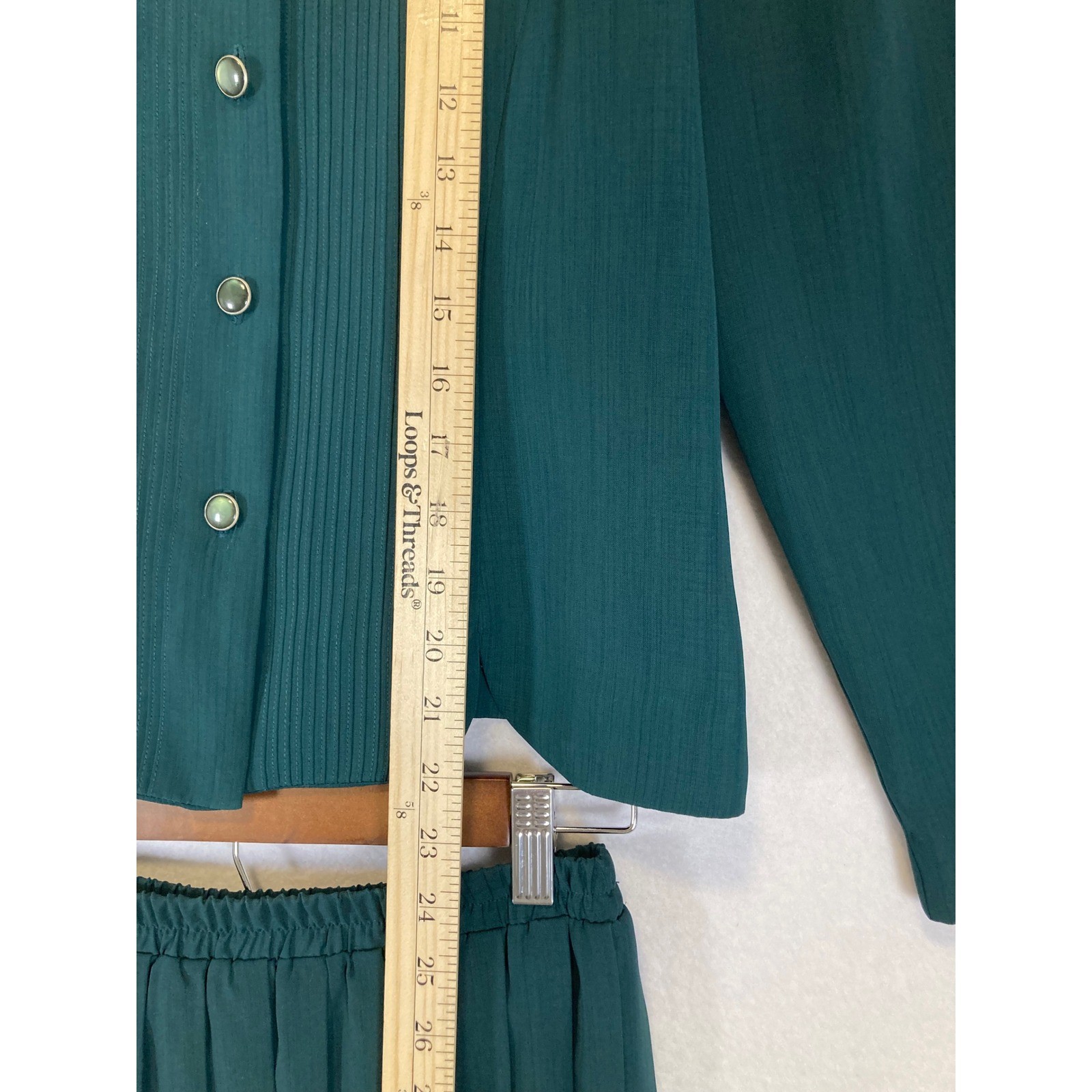 Vintage Leslie Fay Women 6P Green Pleated Skirt Jacket Two Piece Suit Set R223