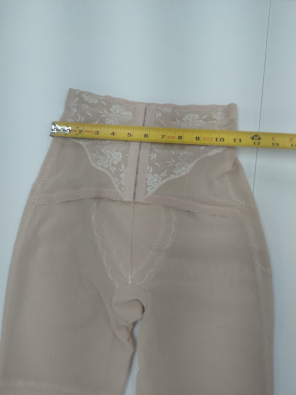 Vintage Crown-nette Girdle No Garter Size 30