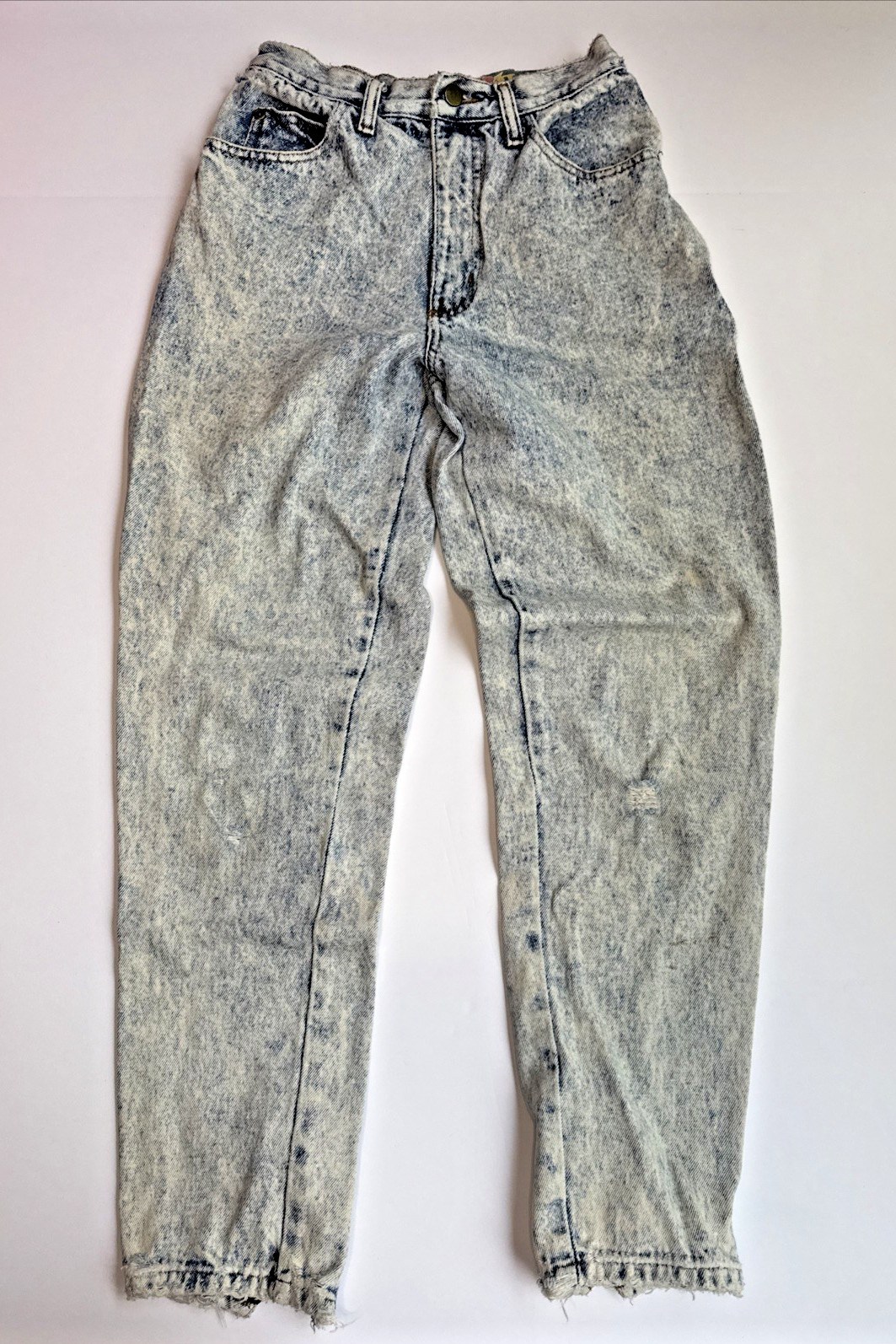 Vintage 80s 90s Free Agent Acid Wash High Waist Denim Mom Jeans w/ bows &zipper